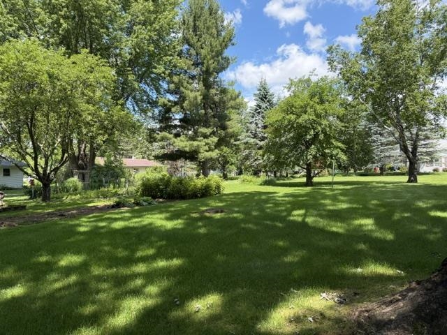 406 EVERGREEN AVENUE, Marshfield, Wisconsin 54449, 3 Bedrooms Bedrooms, ,2 BathroomsBathrooms,Residential,For Sale,406 EVERGREEN AVENUE,22602978