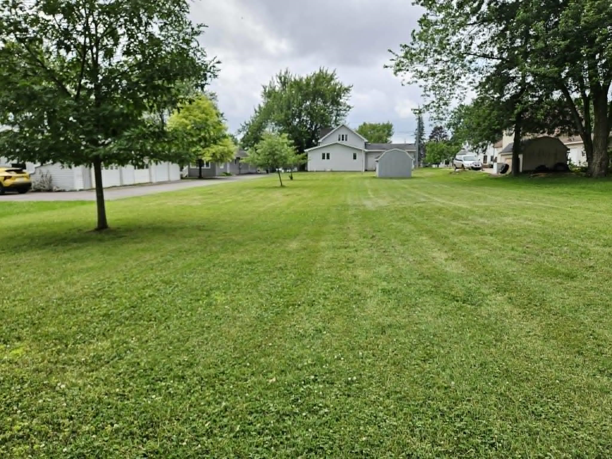 827 W NORTH STREET, Marshfield, Wisconsin 54449, 3 Bedrooms Bedrooms, ,1 BathroomBathrooms,Residential,For Sale,827 W NORTH STREET,22602986