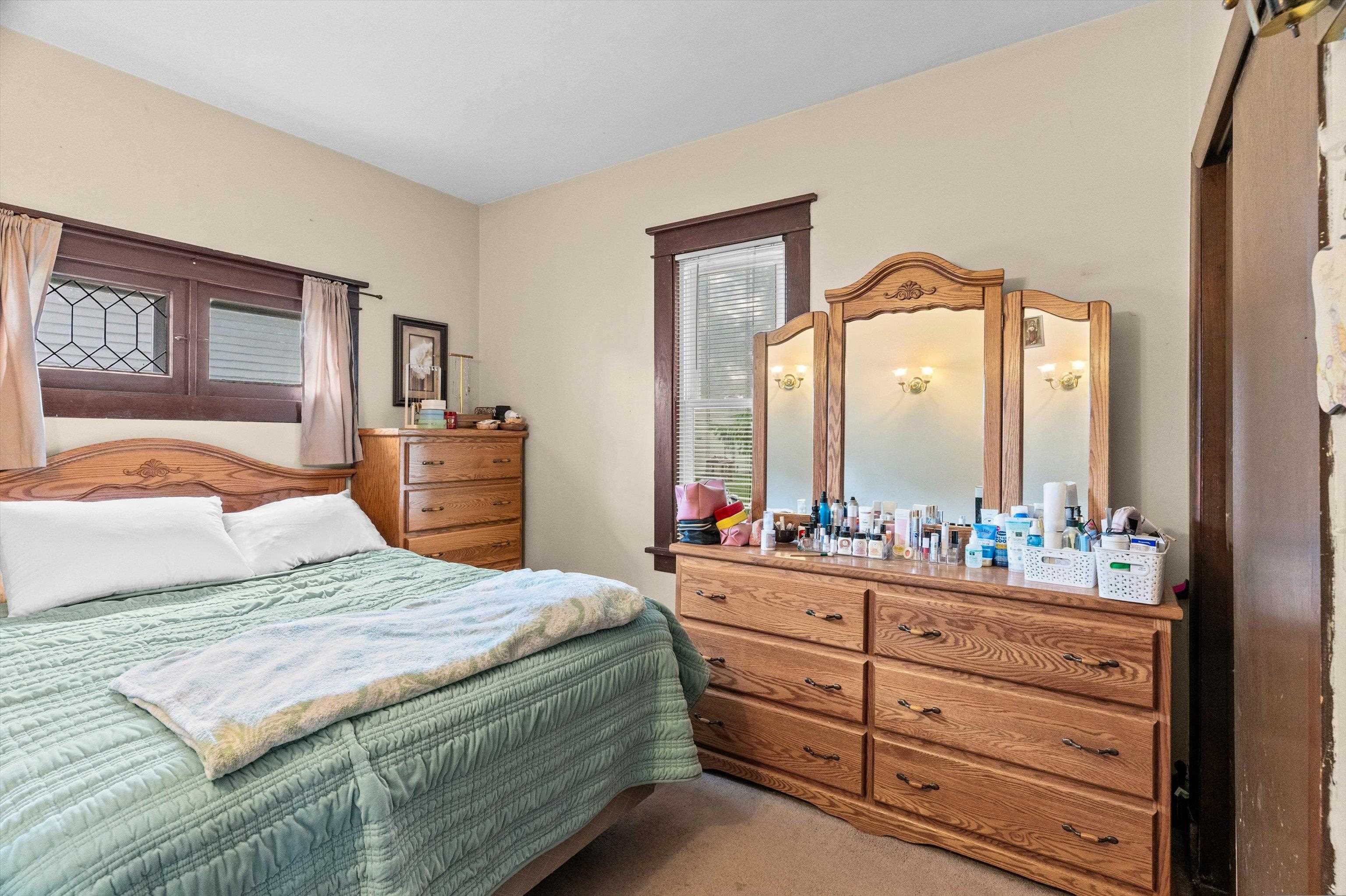 213400 - 213402 LEGION STREET, Stratford, Wisconsin 54484, 2 Bedrooms Bedrooms, 6 Rooms Rooms,1 BathroomBathrooms,Multi-family,For Sale,213400 - 213402 LEGION STREET,22602998