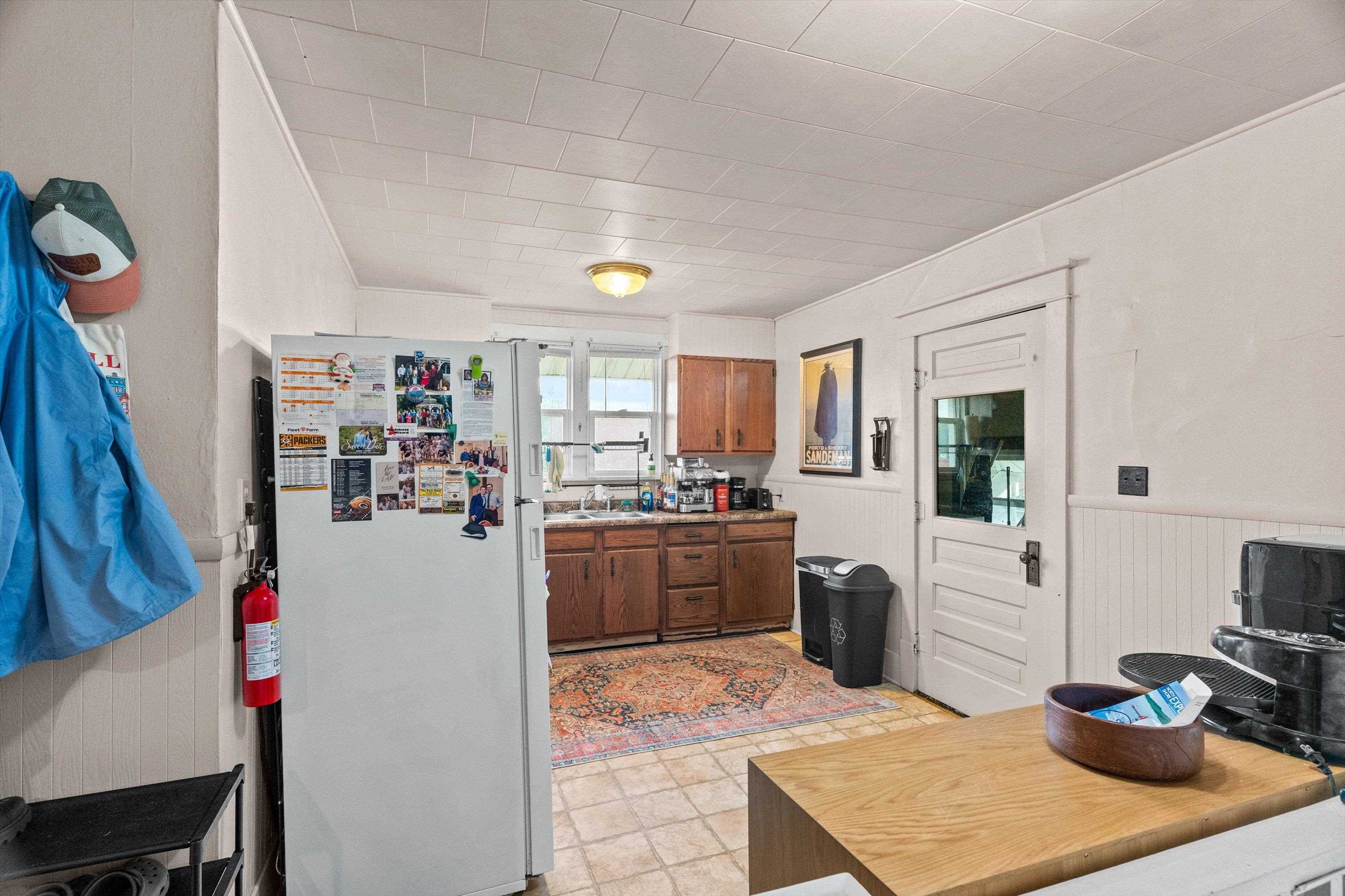 213400 - 213402 LEGION STREET, Stratford, Wisconsin 54484, 2 Bedrooms Bedrooms, 6 Rooms Rooms,1 BathroomBathrooms,Multi-family,For Sale,213400 - 213402 LEGION STREET,22602998