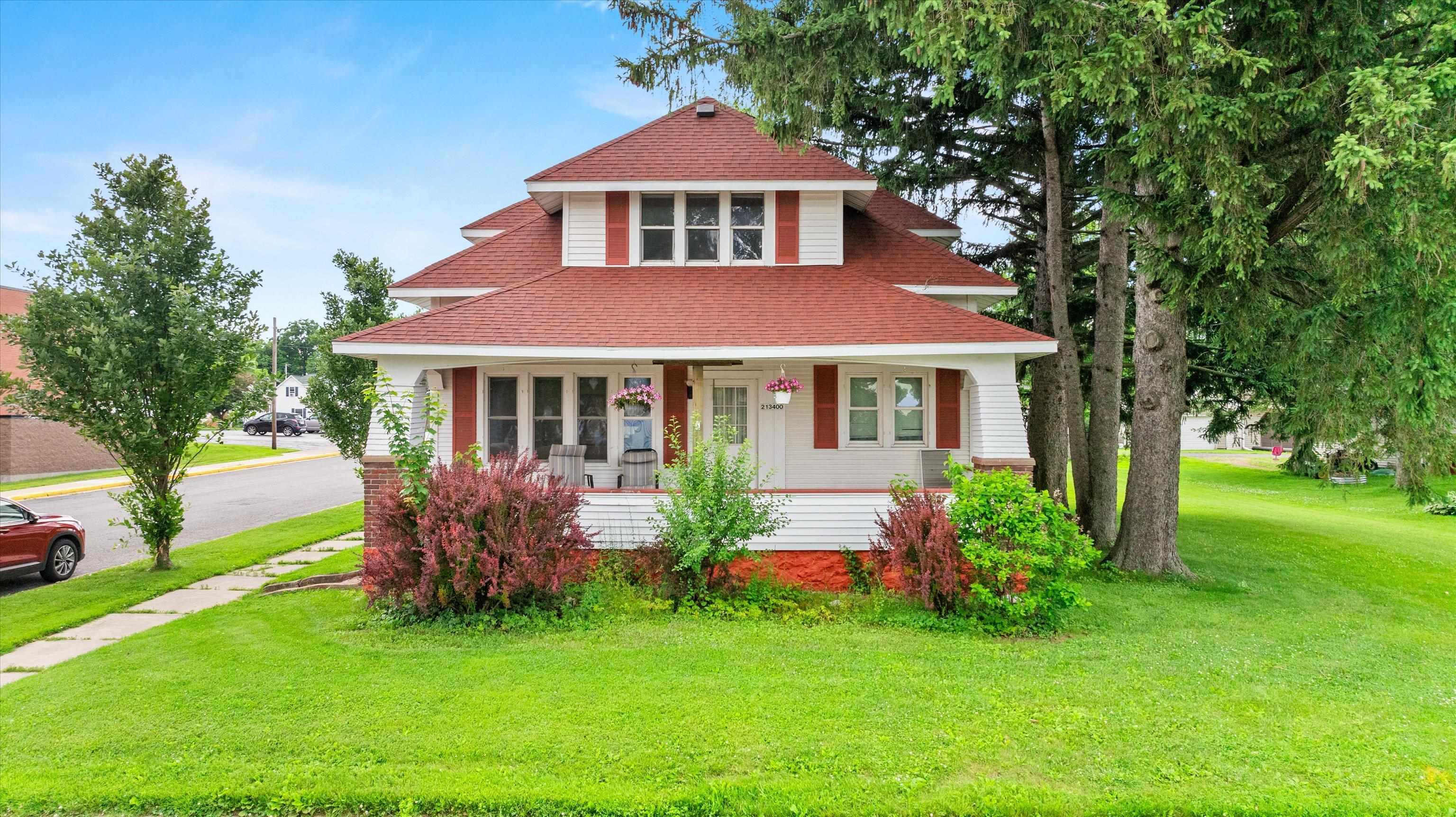 213400 - 213402 LEGION STREET, Stratford, Wisconsin 54484, 2 Bedrooms Bedrooms, 6 Rooms Rooms,1 BathroomBathrooms,Multi-family,For Sale,213400 - 213402 LEGION STREET,22602998