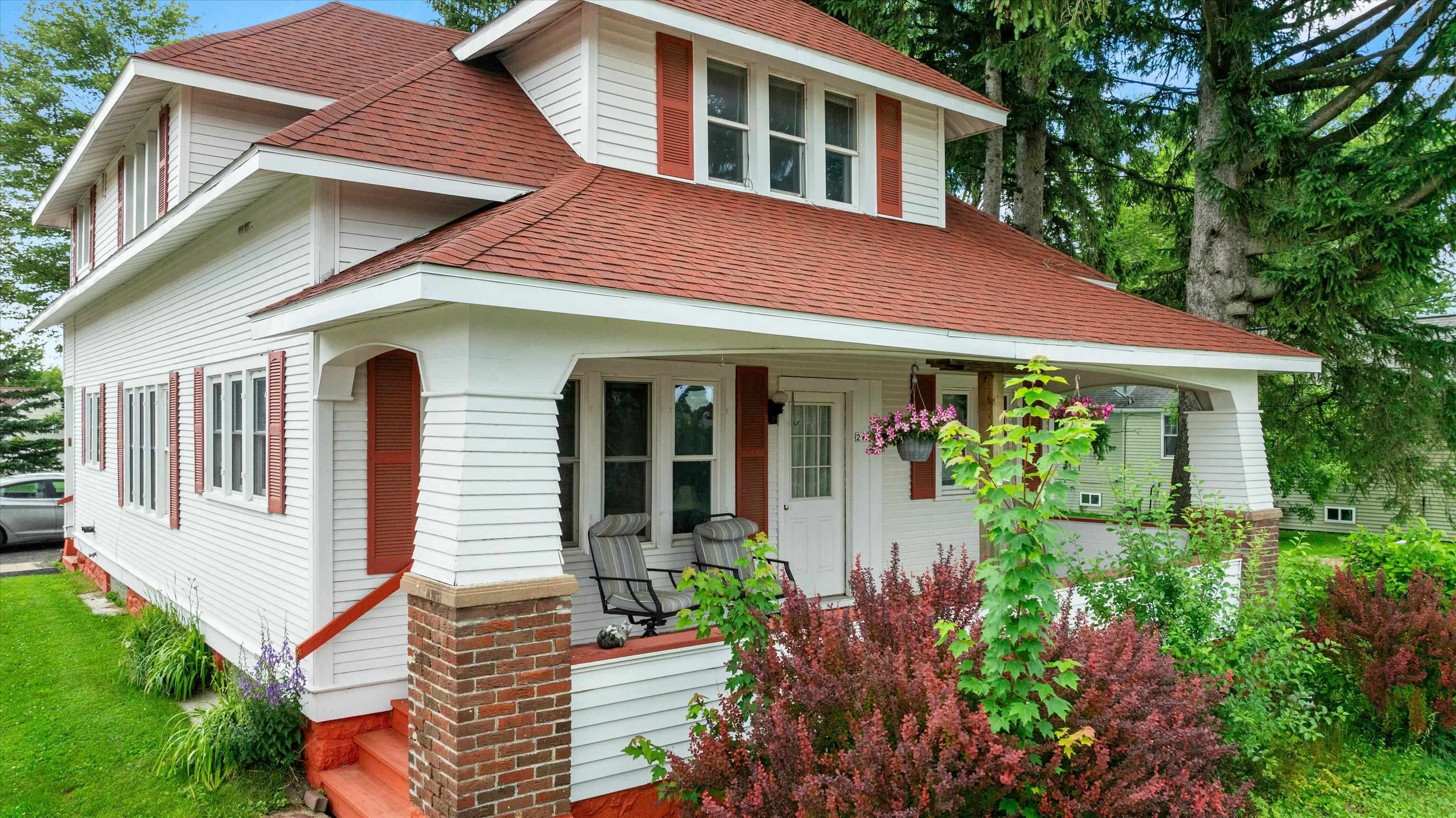 213400 - 213402 LEGION STREET, Stratford, Wisconsin 54484, 2 Bedrooms Bedrooms, 6 Rooms Rooms,1 BathroomBathrooms,Multi-family,For Sale,213400 - 213402 LEGION STREET,22602998