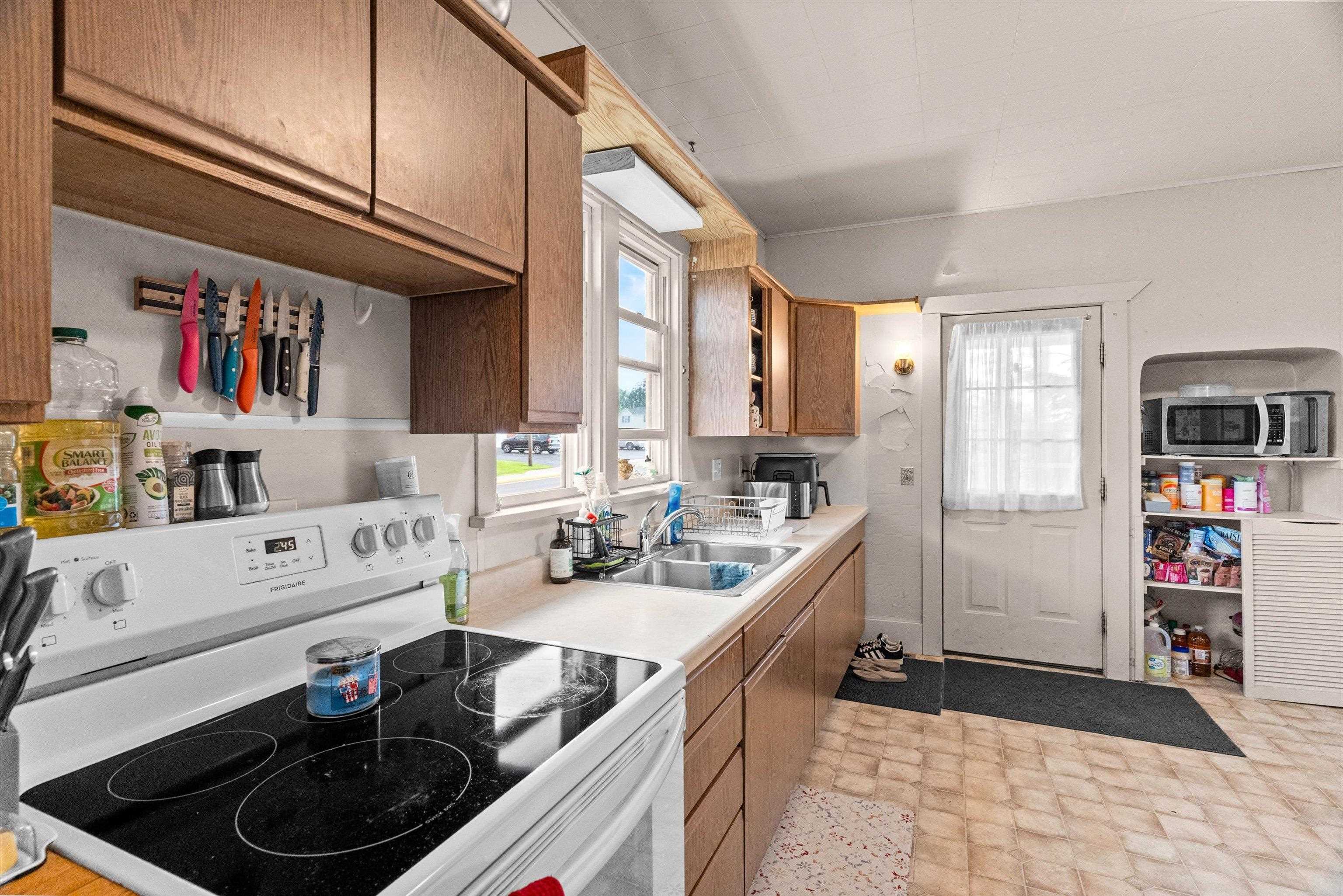 213400 - 213402 LEGION STREET, Stratford, Wisconsin 54484, 2 Bedrooms Bedrooms, 6 Rooms Rooms,1 BathroomBathrooms,Multi-family,For Sale,213400 - 213402 LEGION STREET,22602998