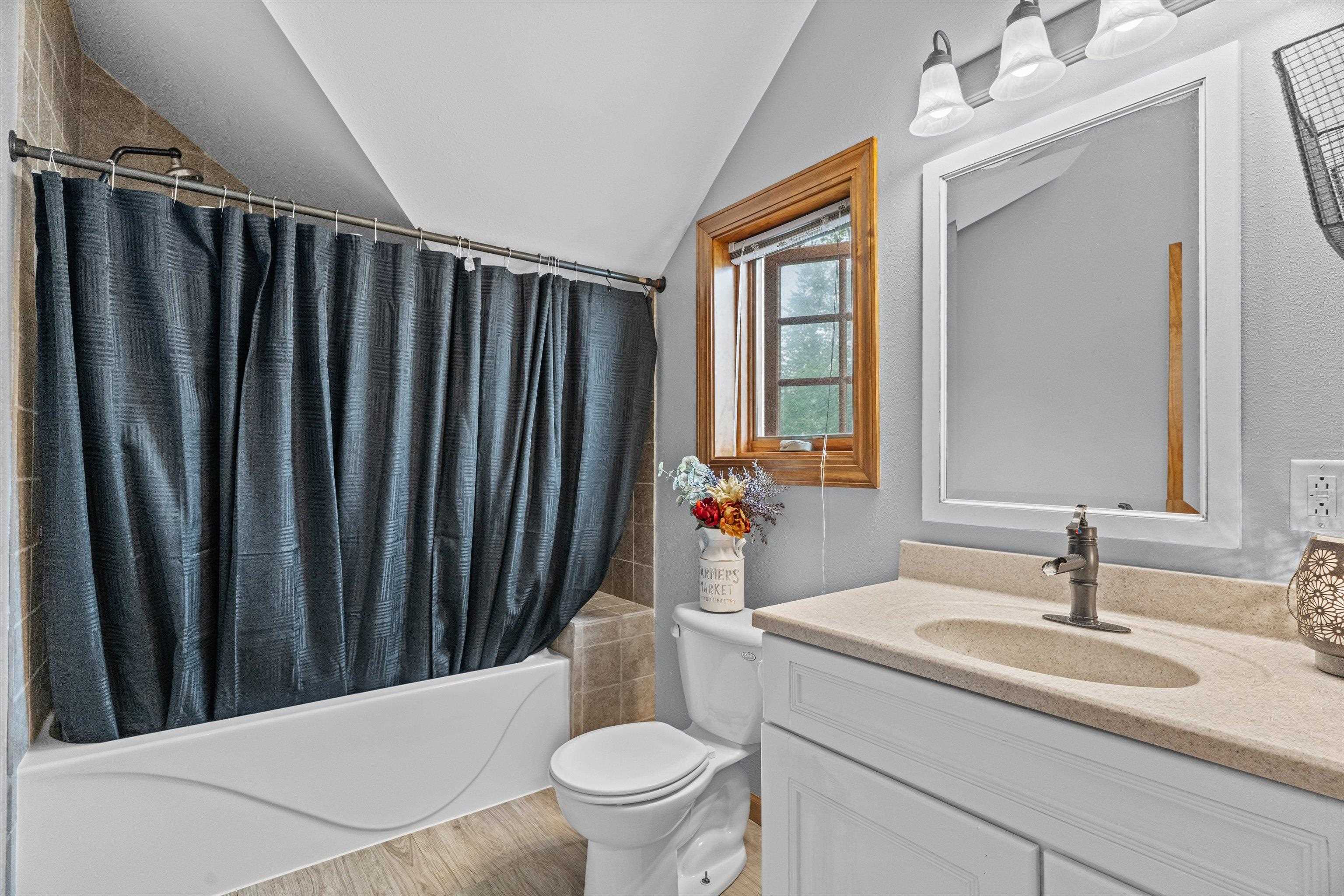 400 W MAIN STREET, Spencer, Wisconsin 54479, 3 Bedrooms Bedrooms, ,2 BathroomsBathrooms,Residential,For Sale,400 W MAIN STREET,22603021