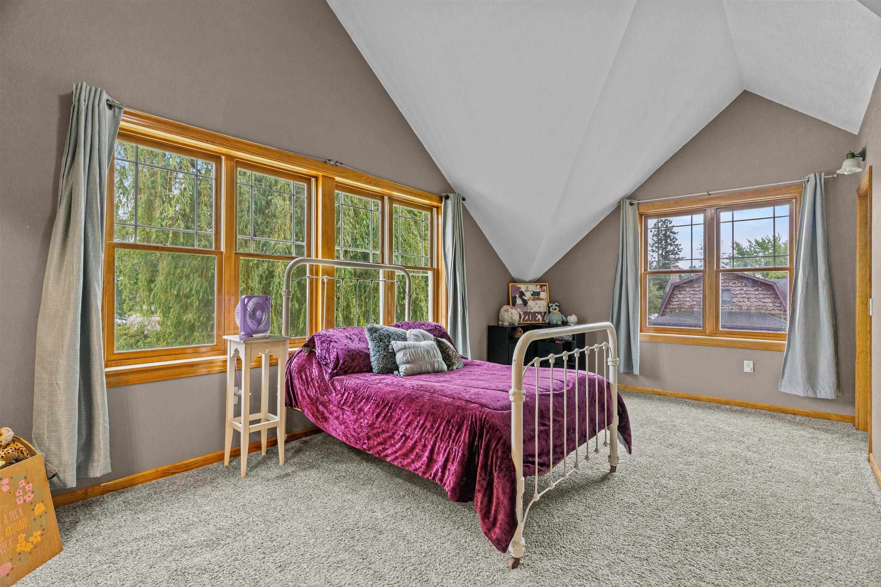400 W MAIN STREET, Spencer, Wisconsin 54479, 3 Bedrooms Bedrooms, ,2 BathroomsBathrooms,Residential,For Sale,400 W MAIN STREET,22603021