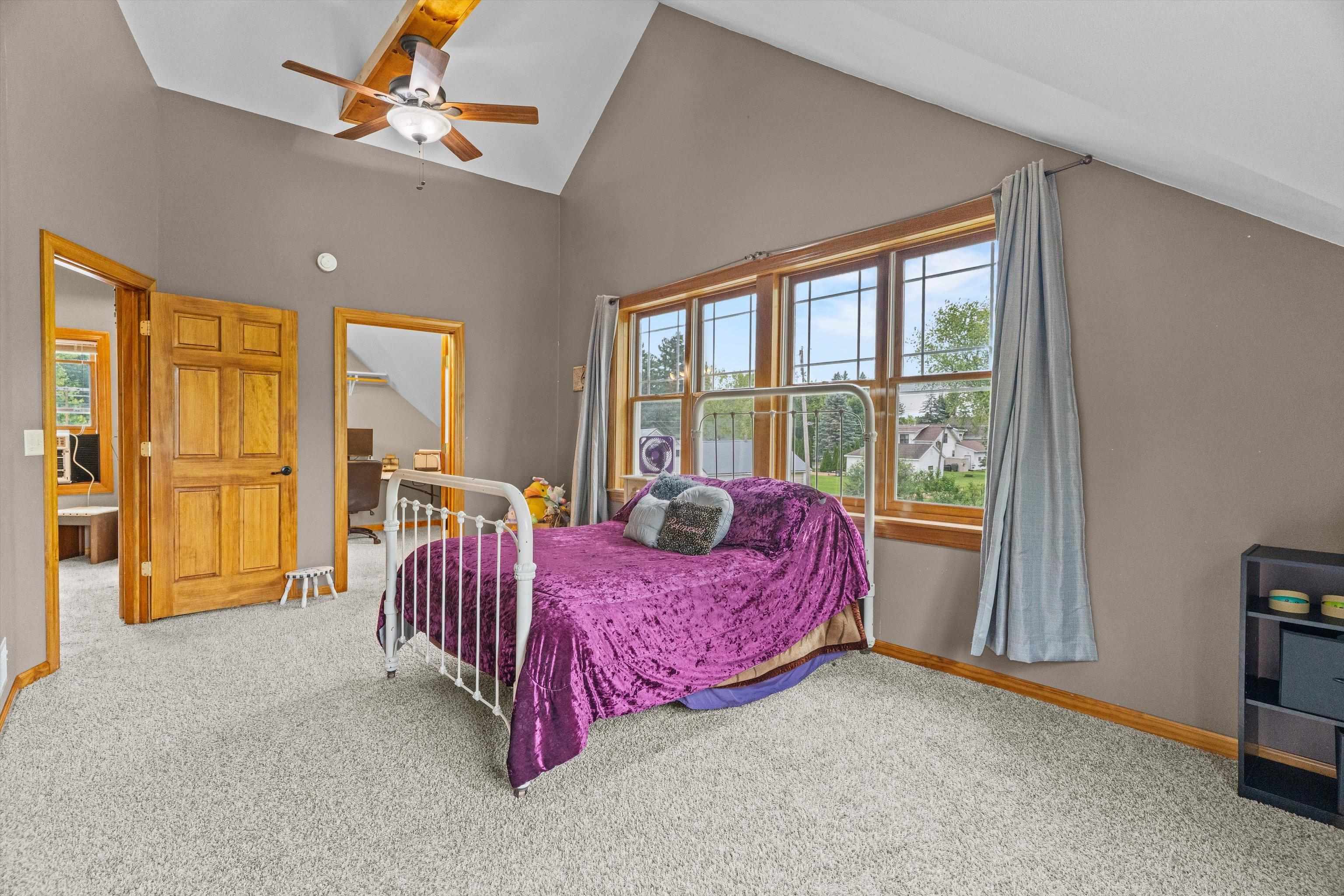 400 W MAIN STREET, Spencer, Wisconsin 54479, 3 Bedrooms Bedrooms, ,2 BathroomsBathrooms,Residential,For Sale,400 W MAIN STREET,22603021
