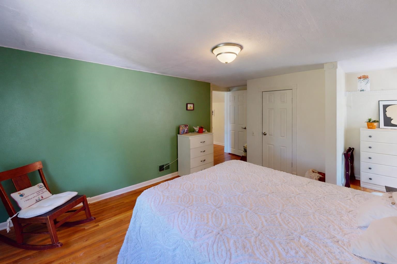 1011 W PARK STREET, Marshfield, Wisconsin 54449, 3 Bedrooms Bedrooms, ,1 BathroomBathrooms,Residential,For Sale,1011 W PARK STREET,22603029