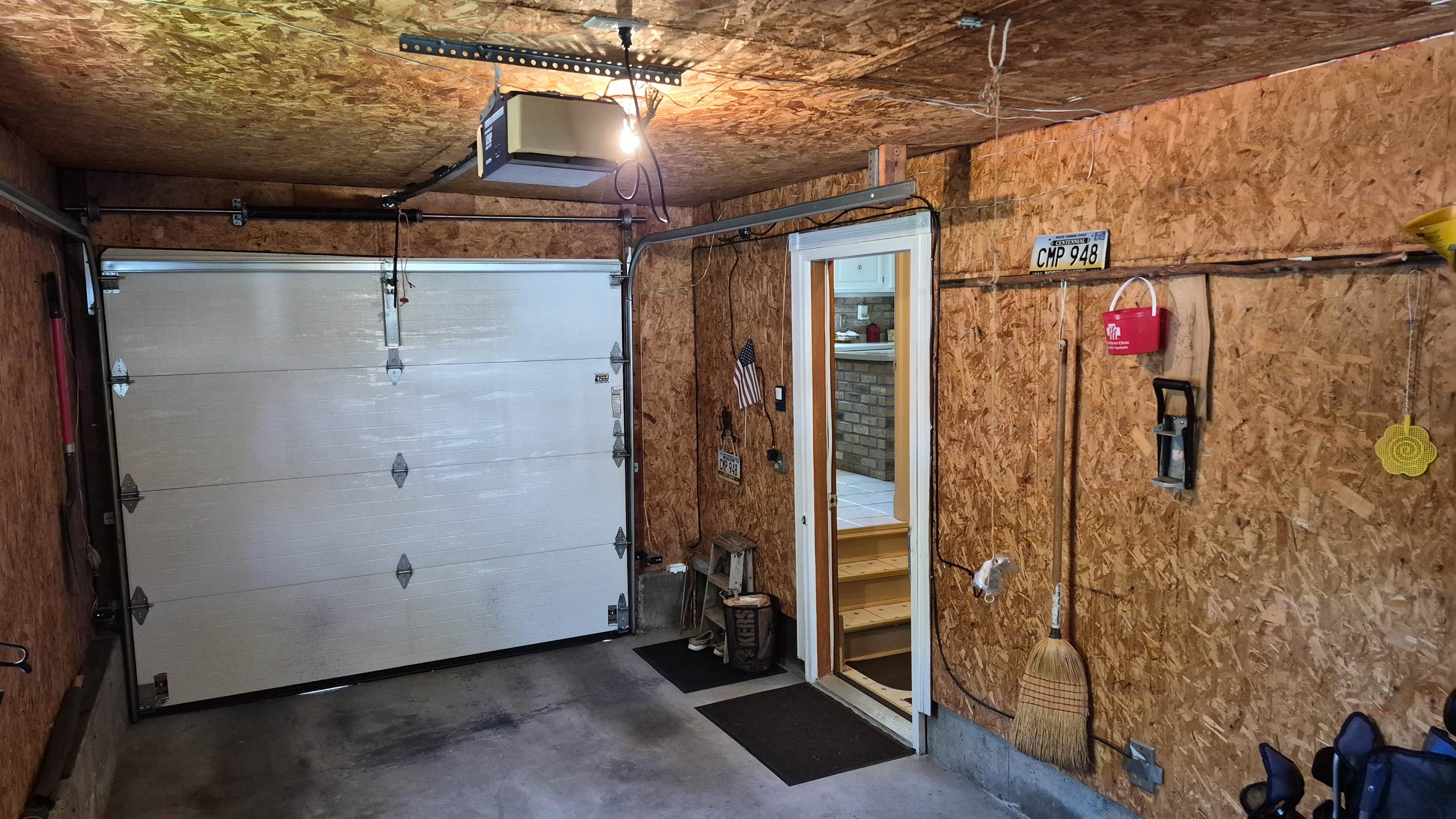1011 W PARK STREET, Marshfield, Wisconsin 54449, 3 Bedrooms Bedrooms, ,1 BathroomBathrooms,Residential,For Sale,1011 W PARK STREET,22603029