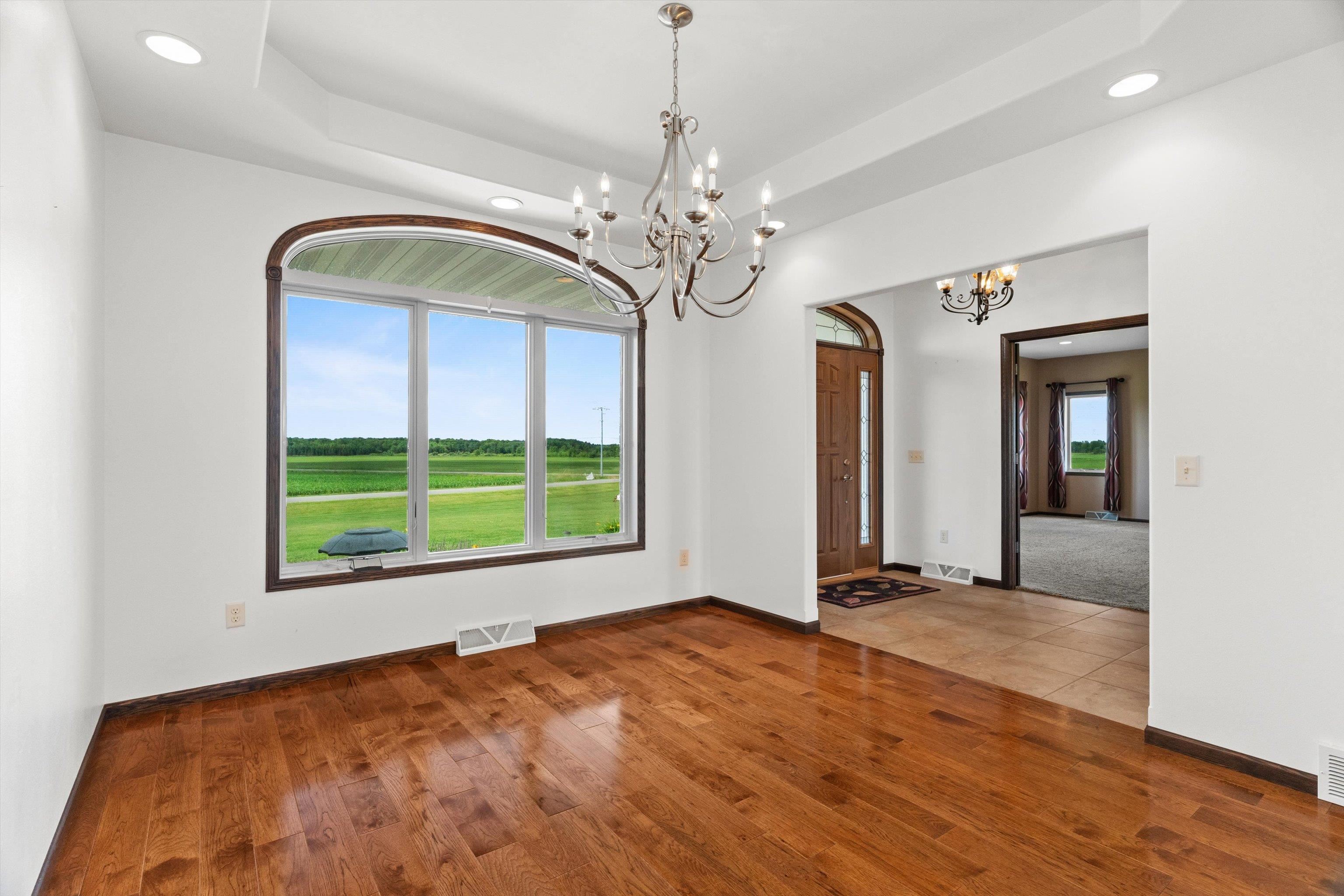 8072 MILL CREEK ROAD, Marshfield, Wisconsin 54449, 3 Bedrooms Bedrooms, ,3 BathroomsBathrooms,Residential,For Sale,8072 MILL CREEK ROAD,22603030