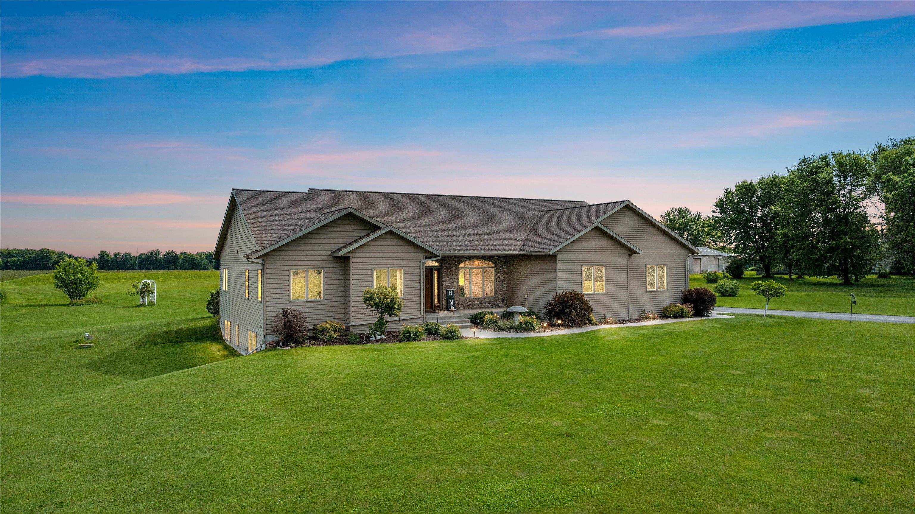 8072 MILL CREEK ROAD, Marshfield, Wisconsin 54449, 3 Bedrooms Bedrooms, ,3 BathroomsBathrooms,Residential,For Sale,8072 MILL CREEK ROAD,22603030