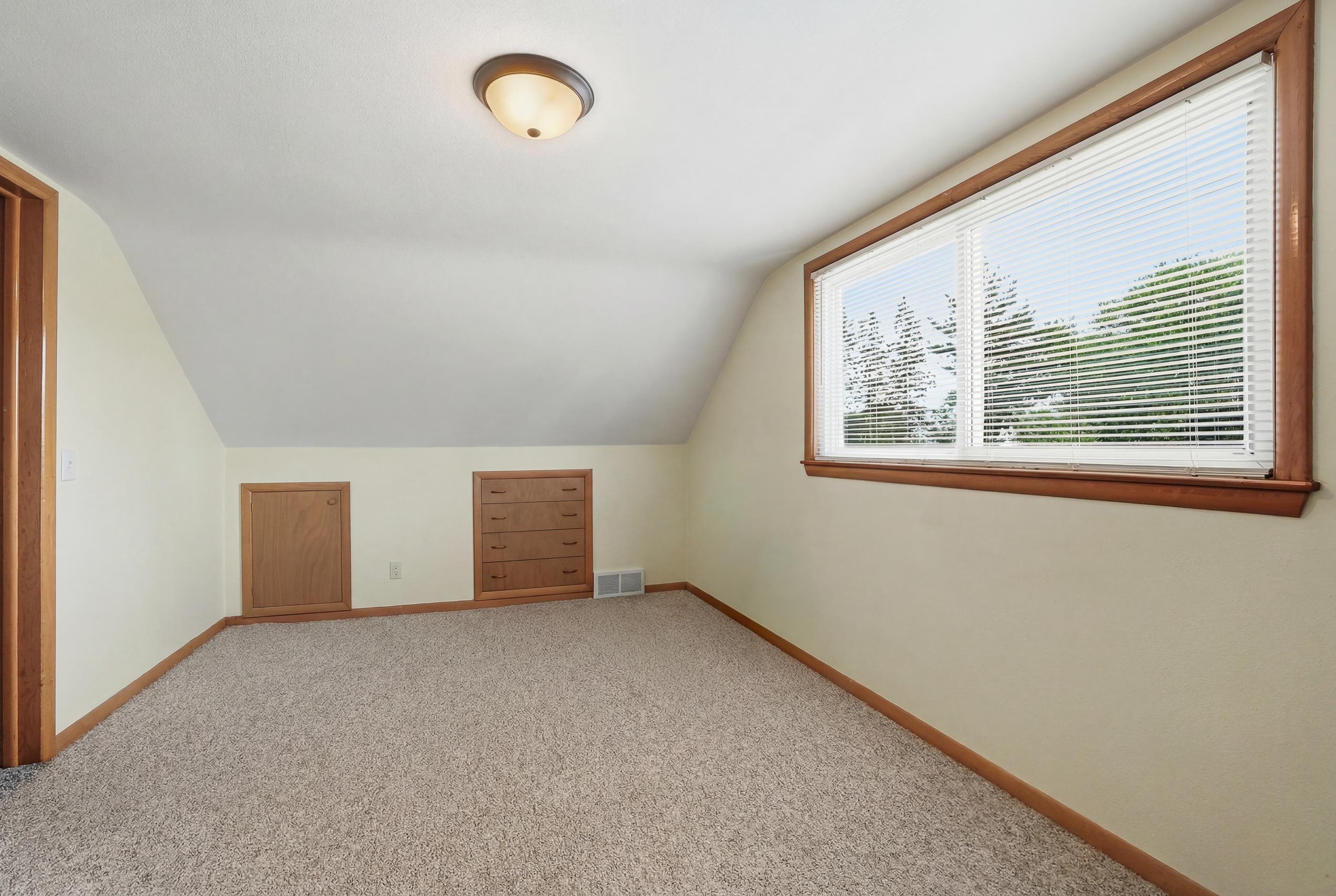 417 WILDWOOD COURT, Marshfield, Wisconsin 54449, 4 Bedrooms Bedrooms, ,1 BathroomBathrooms,Residential,For Sale,417 WILDWOOD COURT,22603089