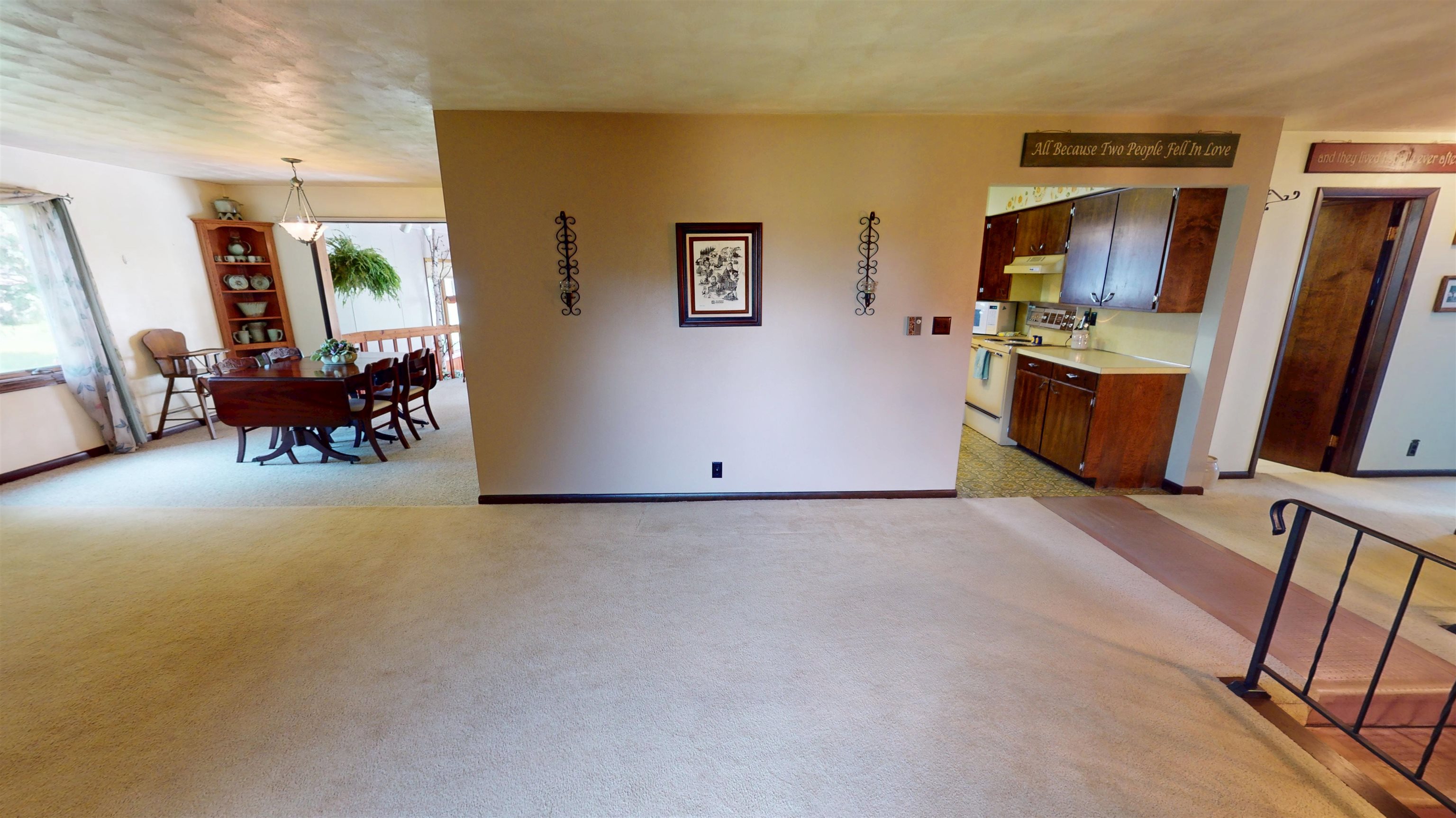 704 S Lasalle Street, Spencer, Wisconsin 54484, 2 Bedrooms Bedrooms, ,2 BathroomsBathrooms,Residential,For Sale,704 S Lasalle Street,22603097