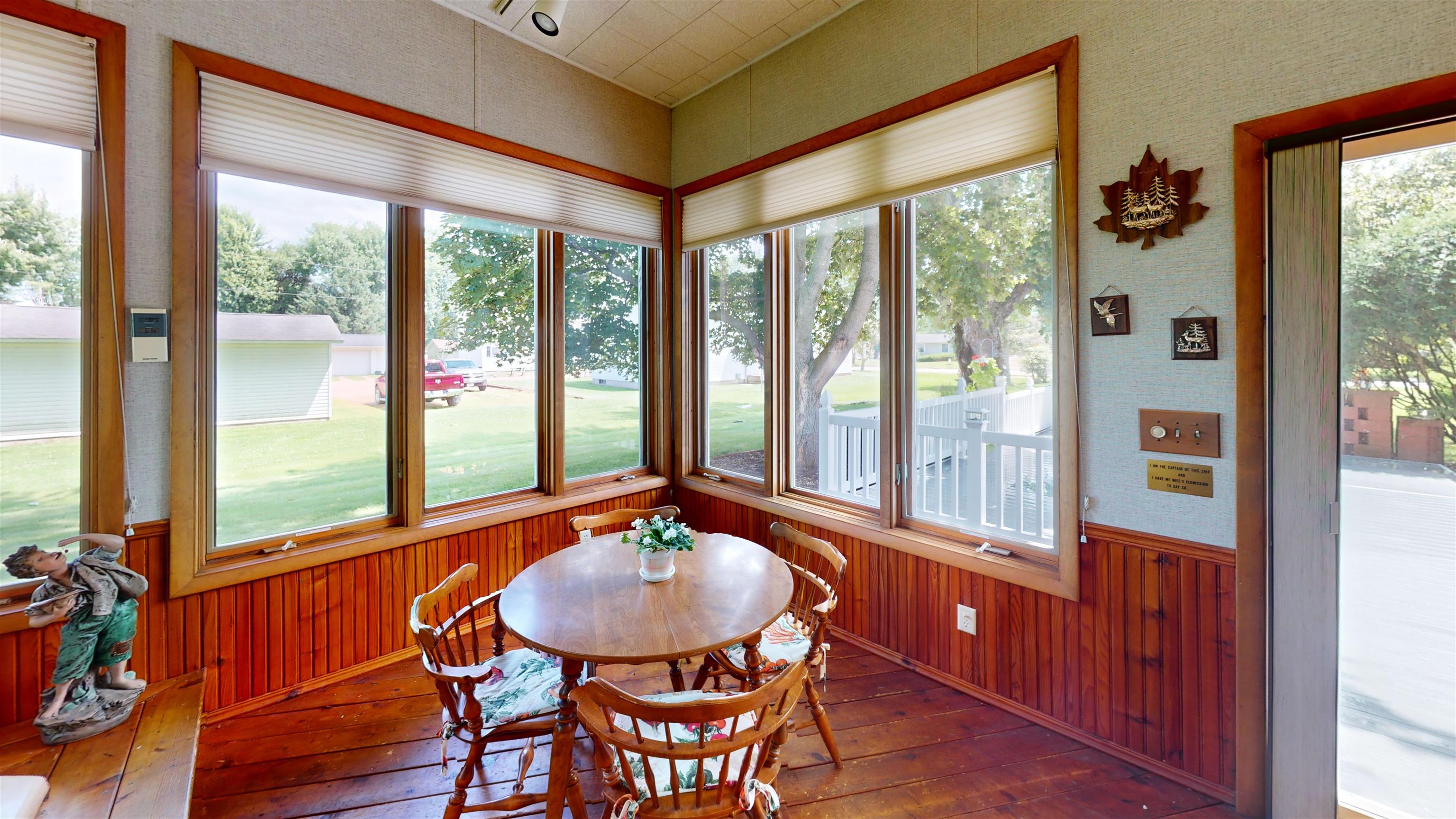 704 S Lasalle Street, Spencer, Wisconsin 54484, 2 Bedrooms Bedrooms, ,2 BathroomsBathrooms,Residential,For Sale,704 S Lasalle Street,22603097