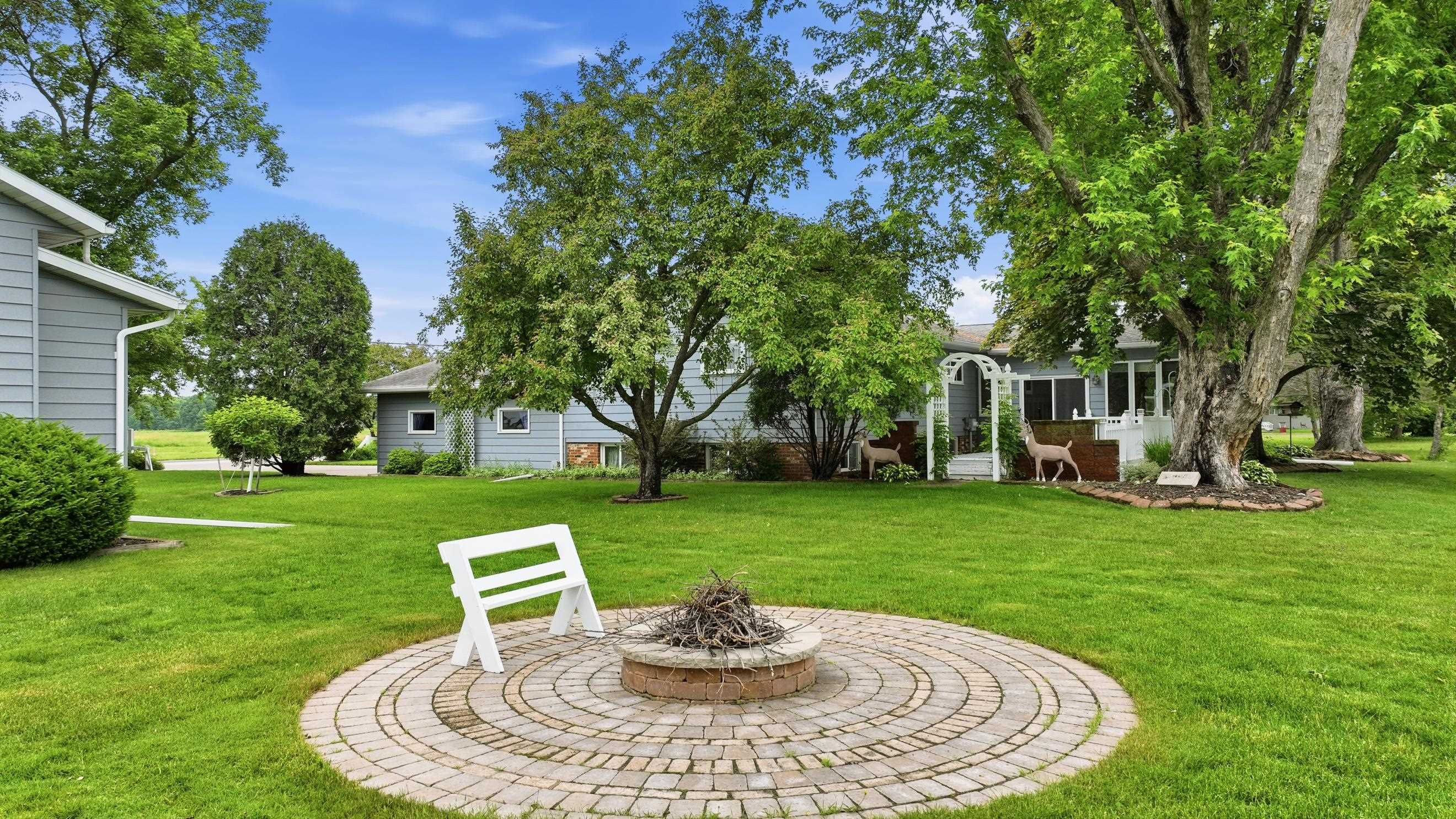 704 S Lasalle Street, Spencer, Wisconsin 54484, 2 Bedrooms Bedrooms, ,2 BathroomsBathrooms,Residential,For Sale,704 S Lasalle Street,22603097