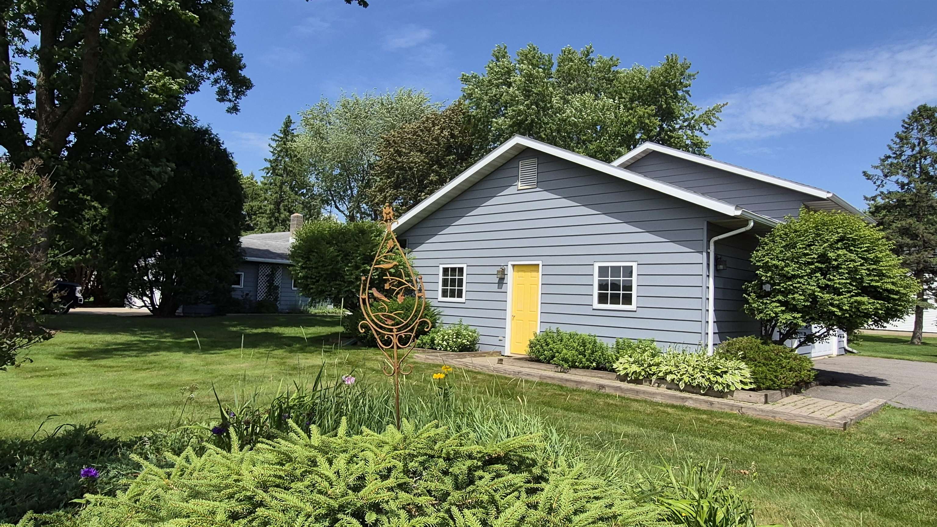 704 S Lasalle Street, Spencer, Wisconsin 54484, 2 Bedrooms Bedrooms, ,2 BathroomsBathrooms,Residential,For Sale,704 S Lasalle Street,22603097