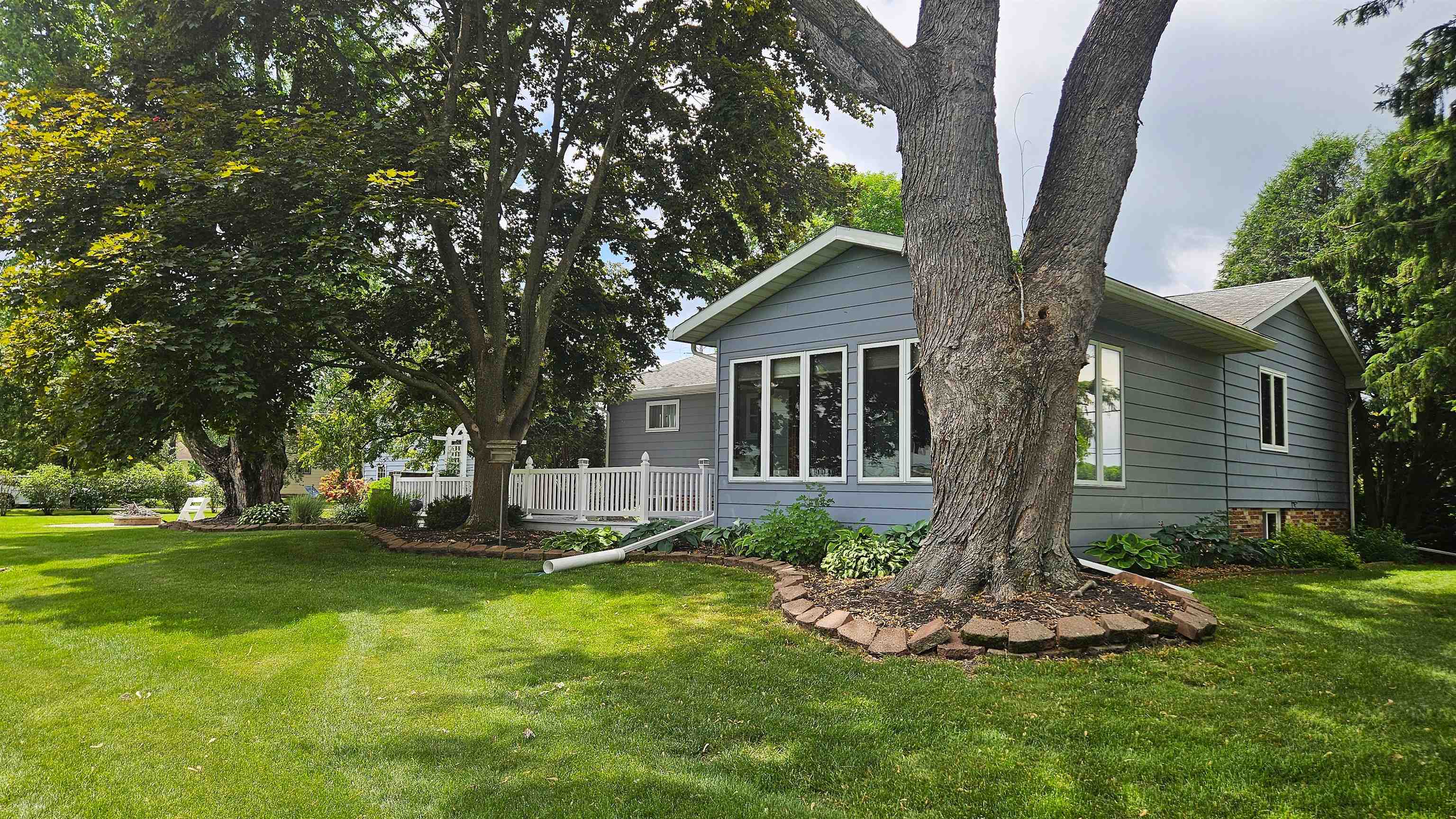 704 S Lasalle Street, Spencer, Wisconsin 54484, 2 Bedrooms Bedrooms, ,2 BathroomsBathrooms,Residential,For Sale,704 S Lasalle Street,22603097