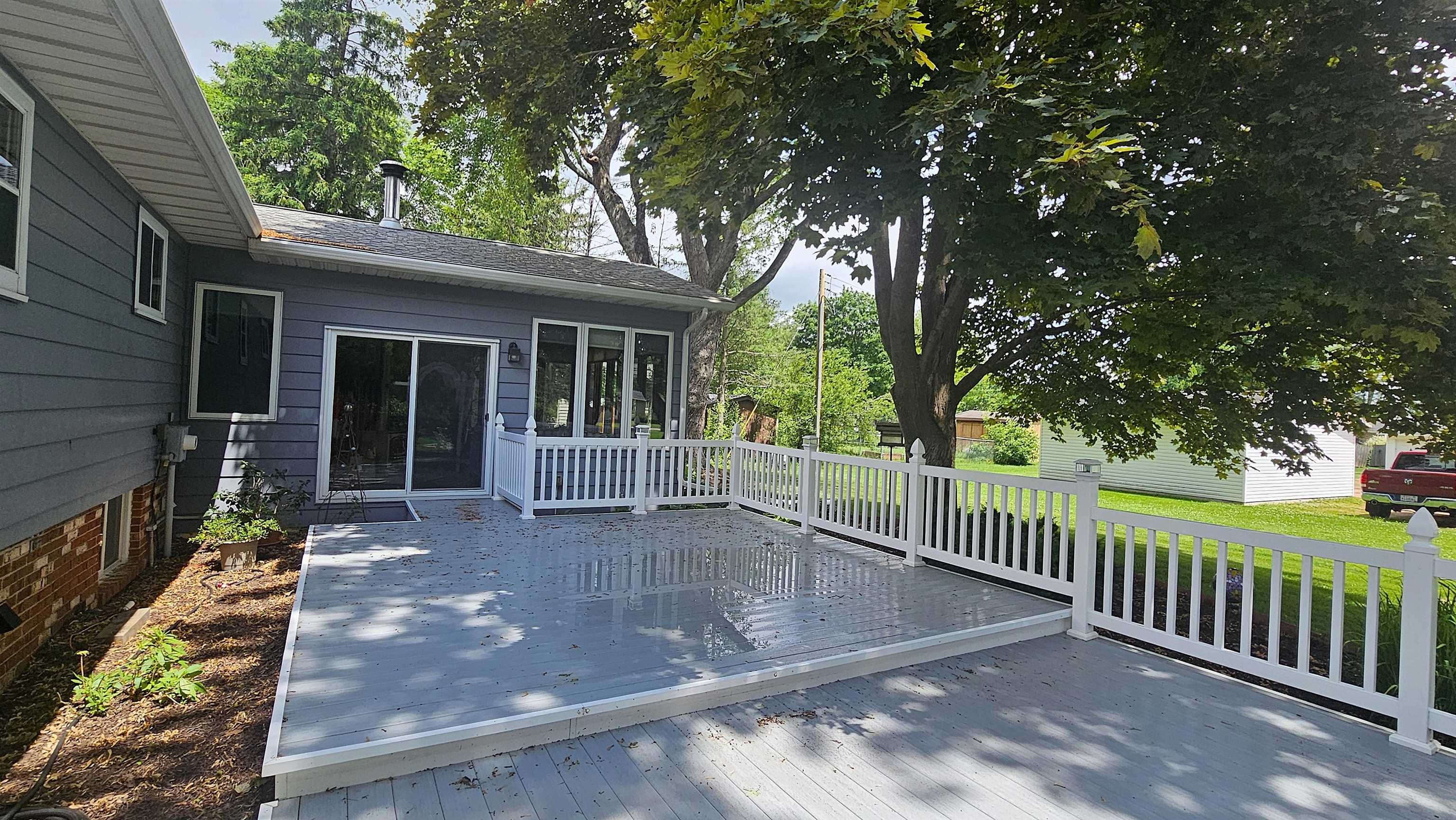 704 S Lasalle Street, Spencer, Wisconsin 54484, 4 Bedrooms Bedrooms, ,2 BathroomsBathrooms,Residential,For Sale,704 S Lasalle Street,22603097