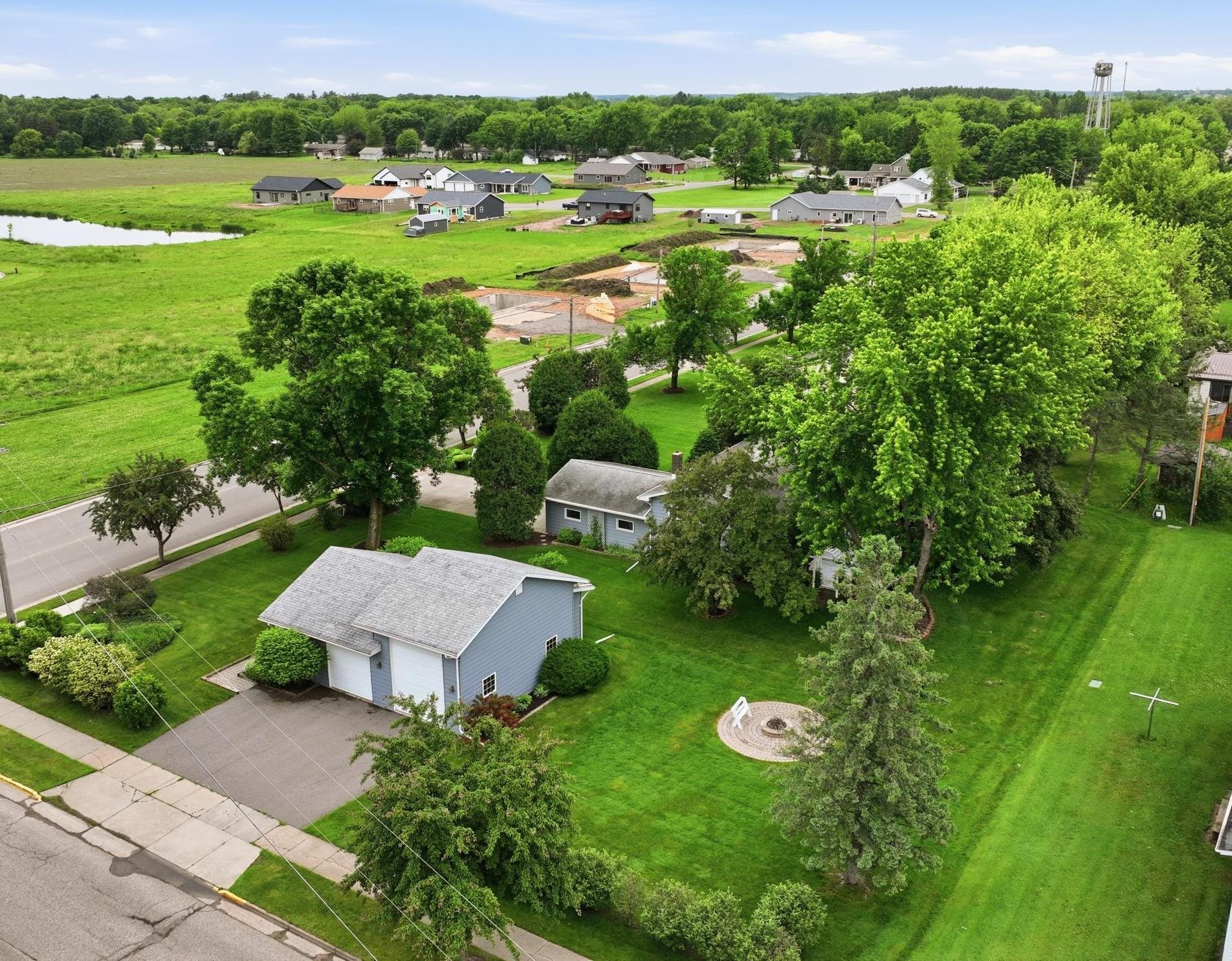 704 S Lasalle Street, Spencer, Wisconsin 54484, 2 Bedrooms Bedrooms, ,2 BathroomsBathrooms,Residential,For Sale,704 S Lasalle Street,22603097