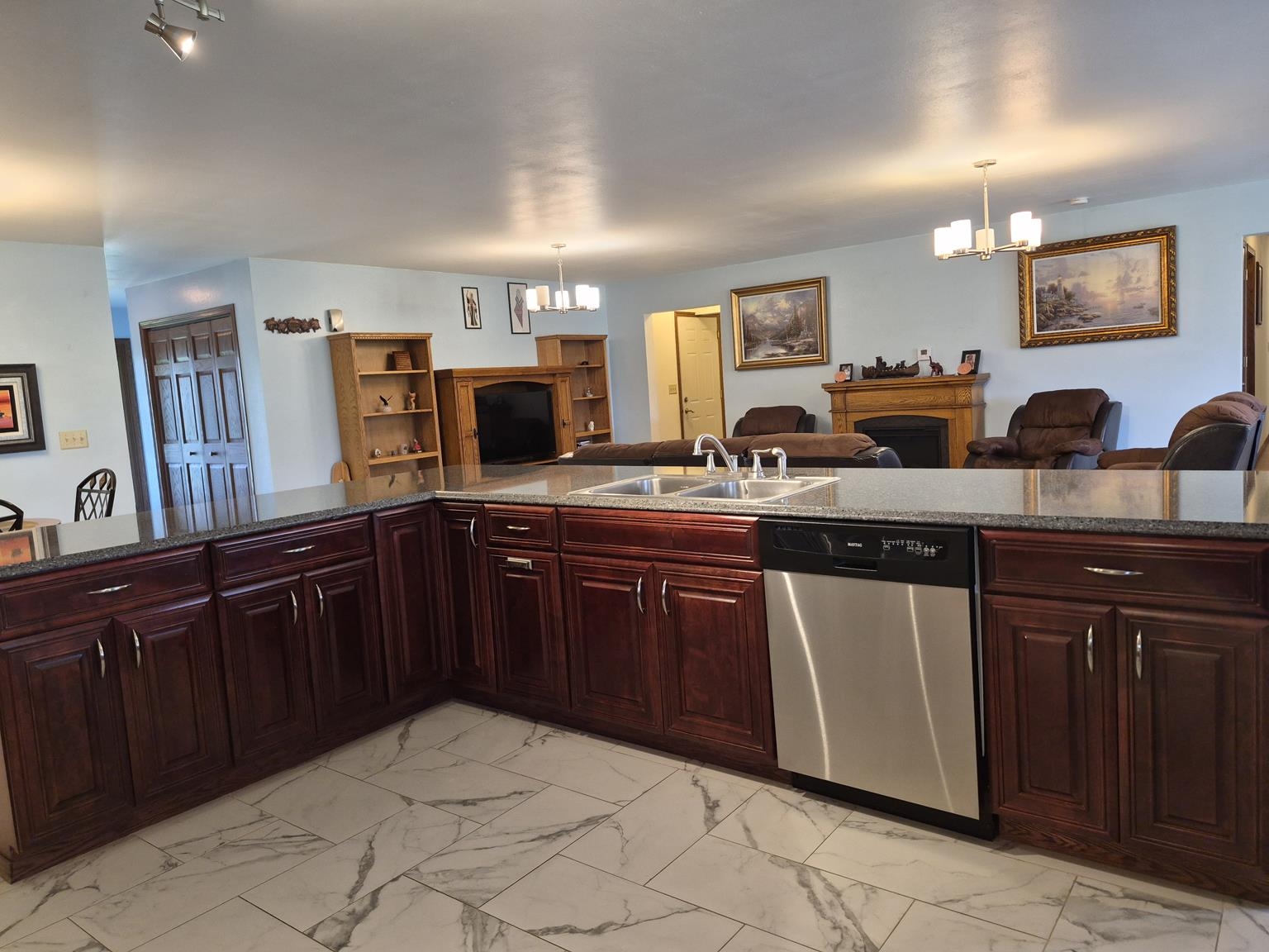 12050 WREN ROAD, Marshfield, Wisconsin 54449, 4 Bedrooms Bedrooms, ,3 BathroomsBathrooms,Residential,For Sale,12050 WREN ROAD,22603120