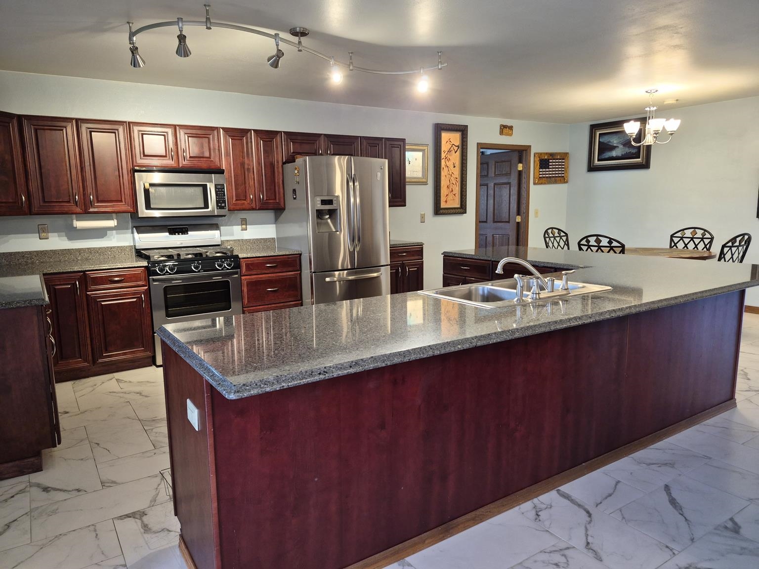 12050 WREN ROAD, Marshfield, Wisconsin 54449, 4 Bedrooms Bedrooms, ,3 BathroomsBathrooms,Residential,For Sale,12050 WREN ROAD,22603120