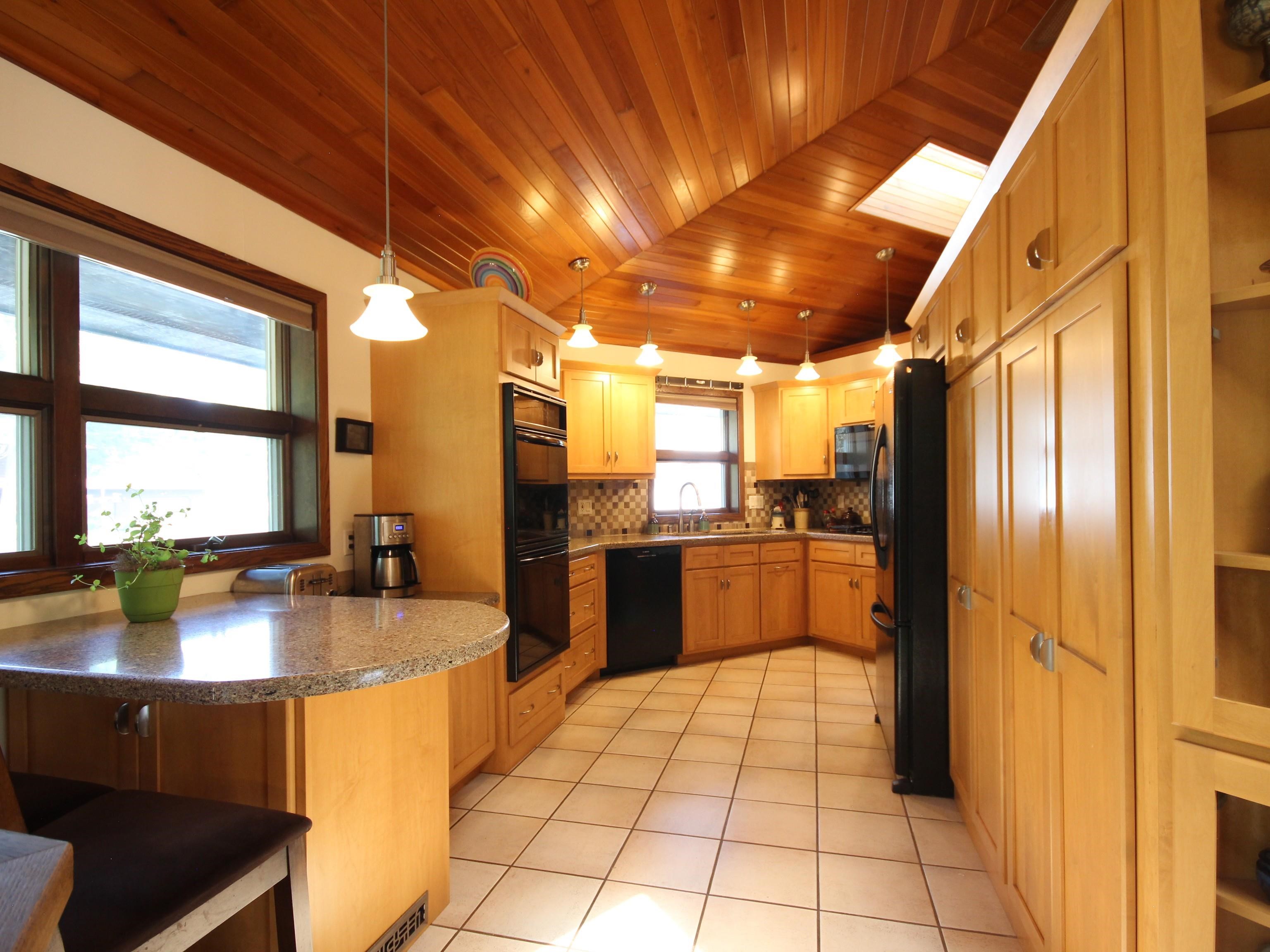 101 N ADAMS AVENUE, Marshfield, Wisconsin 54449, 4 Bedrooms Bedrooms, ,3 BathroomsBathrooms,Residential,For Sale,101 N ADAMS AVENUE,22603125