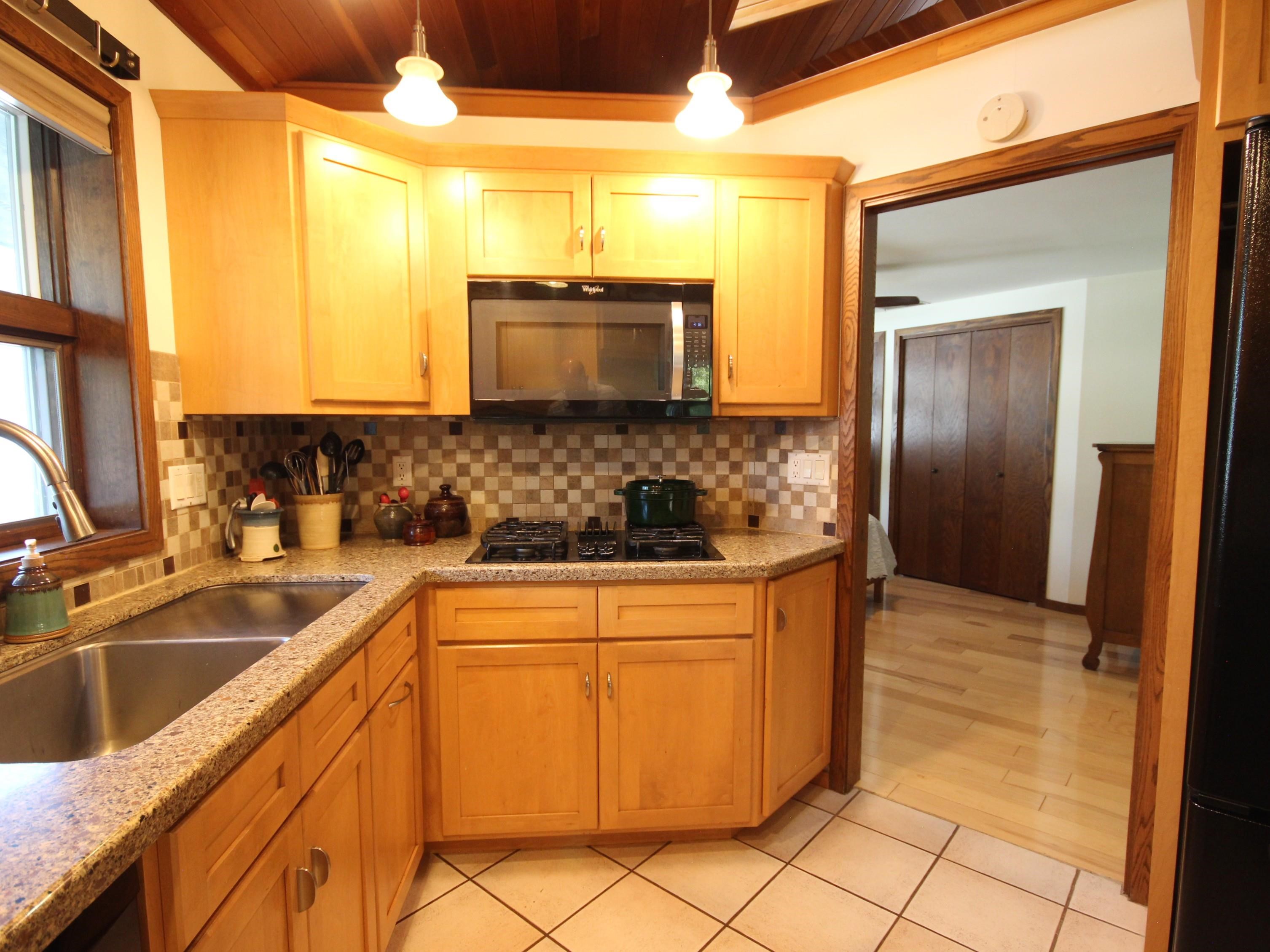 101 N ADAMS AVENUE, Marshfield, Wisconsin 54449, 4 Bedrooms Bedrooms, ,3 BathroomsBathrooms,Residential,For Sale,101 N ADAMS AVENUE,22603125
