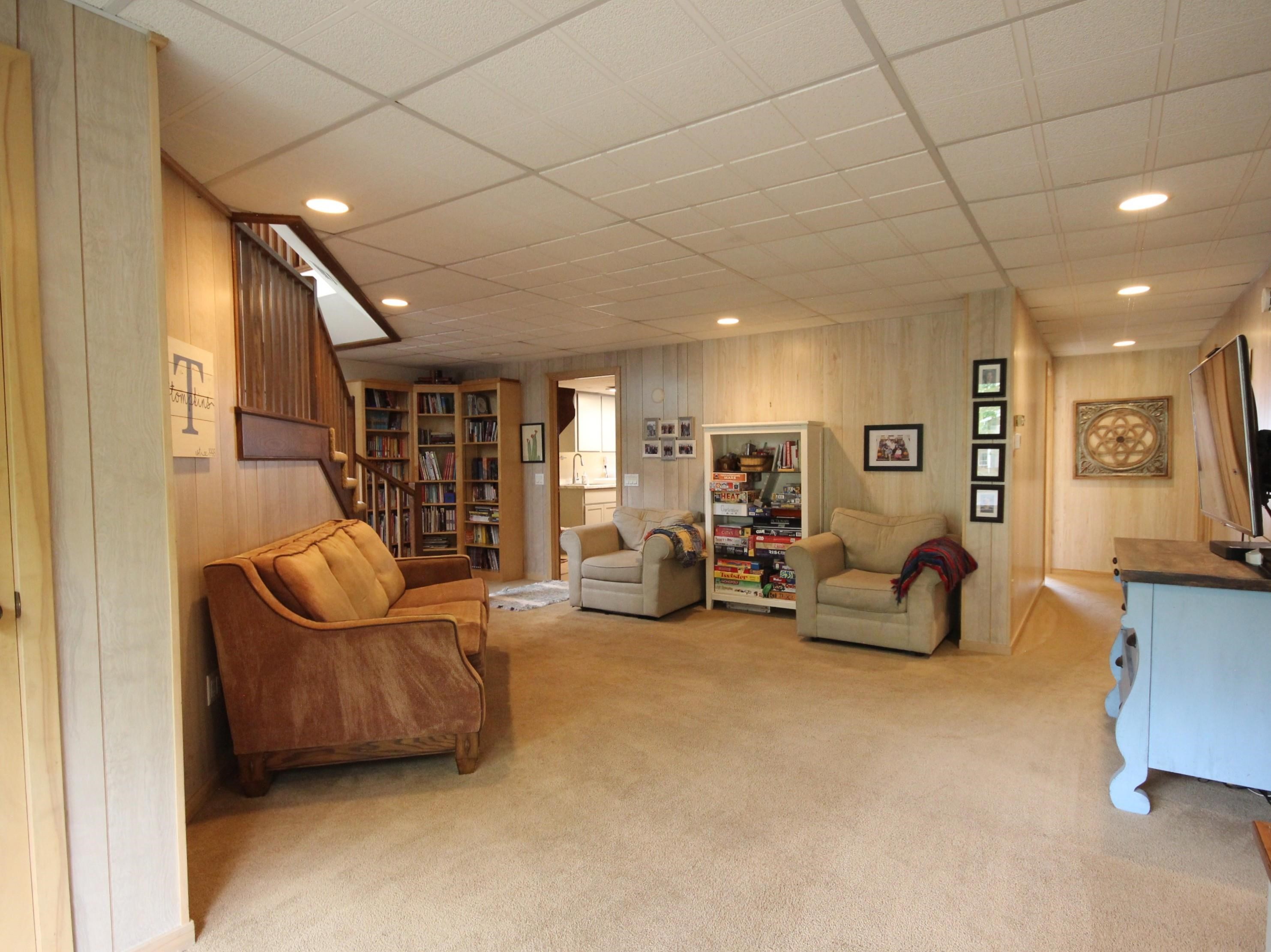 101 N ADAMS AVENUE, Marshfield, Wisconsin 54449, 4 Bedrooms Bedrooms, ,3 BathroomsBathrooms,Residential,For Sale,101 N ADAMS AVENUE,22603125