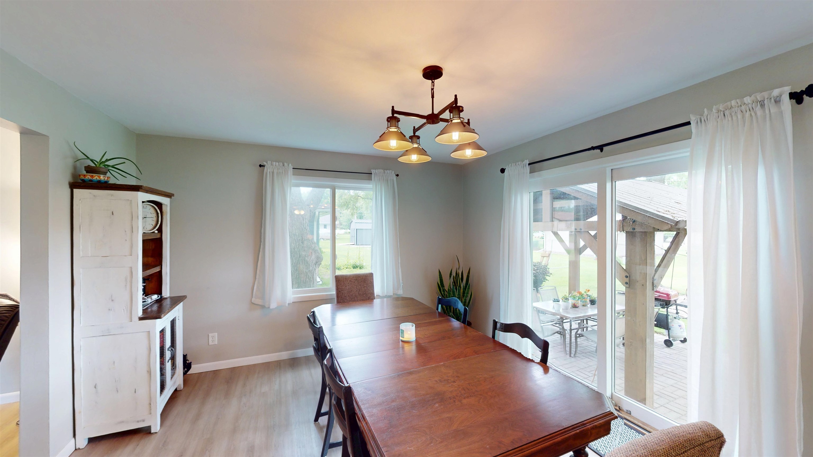 1222 E 18TH STREET, Marshfield, Wisconsin 54449, 4 Bedrooms Bedrooms, ,2 BathroomsBathrooms,Residential,For Sale,1222 E 18TH STREET,22603195