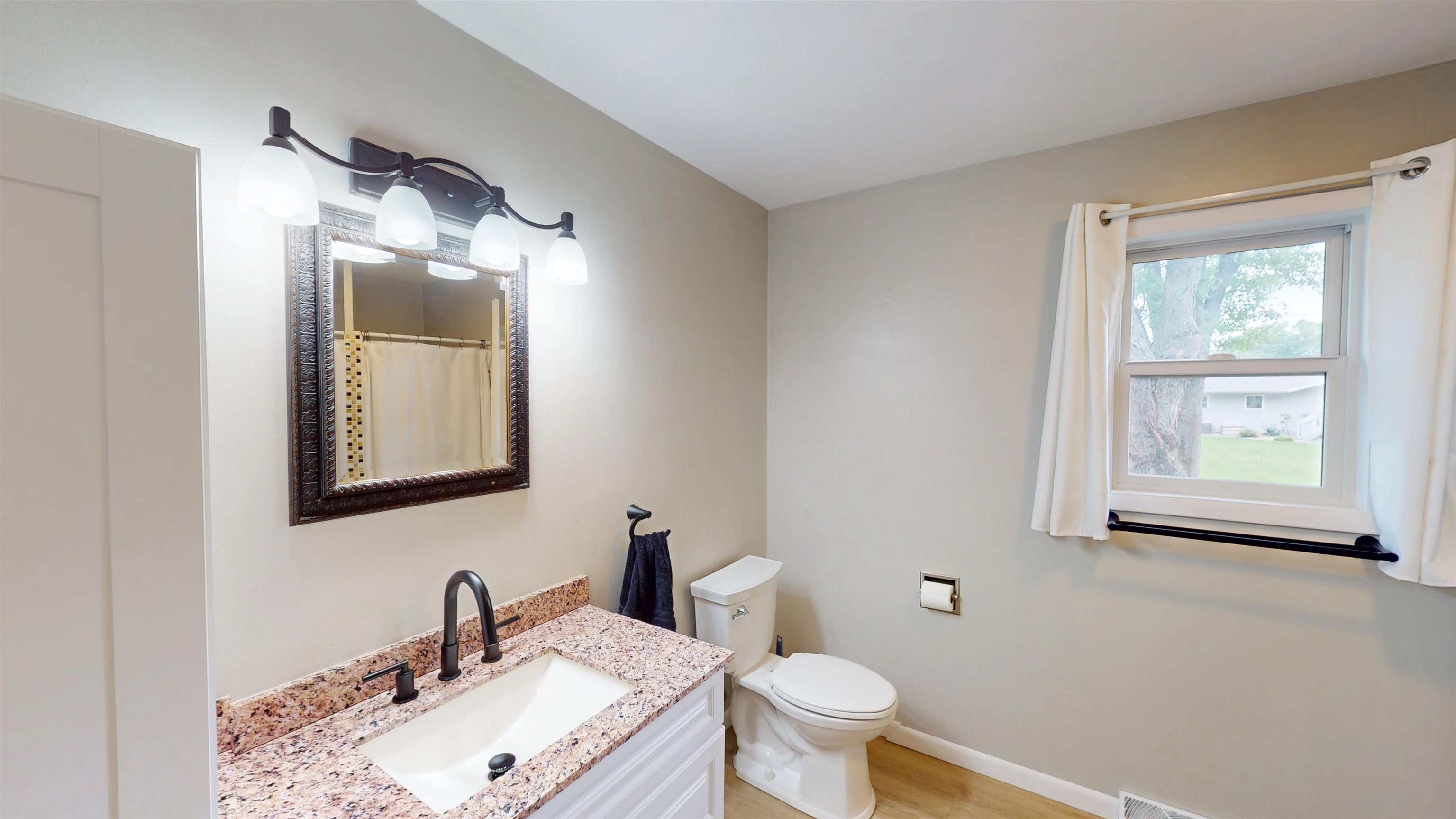 1222 E 18TH STREET, Marshfield, Wisconsin 54449, 4 Bedrooms Bedrooms, ,2 BathroomsBathrooms,Residential,For Sale,1222 E 18TH STREET,22603195