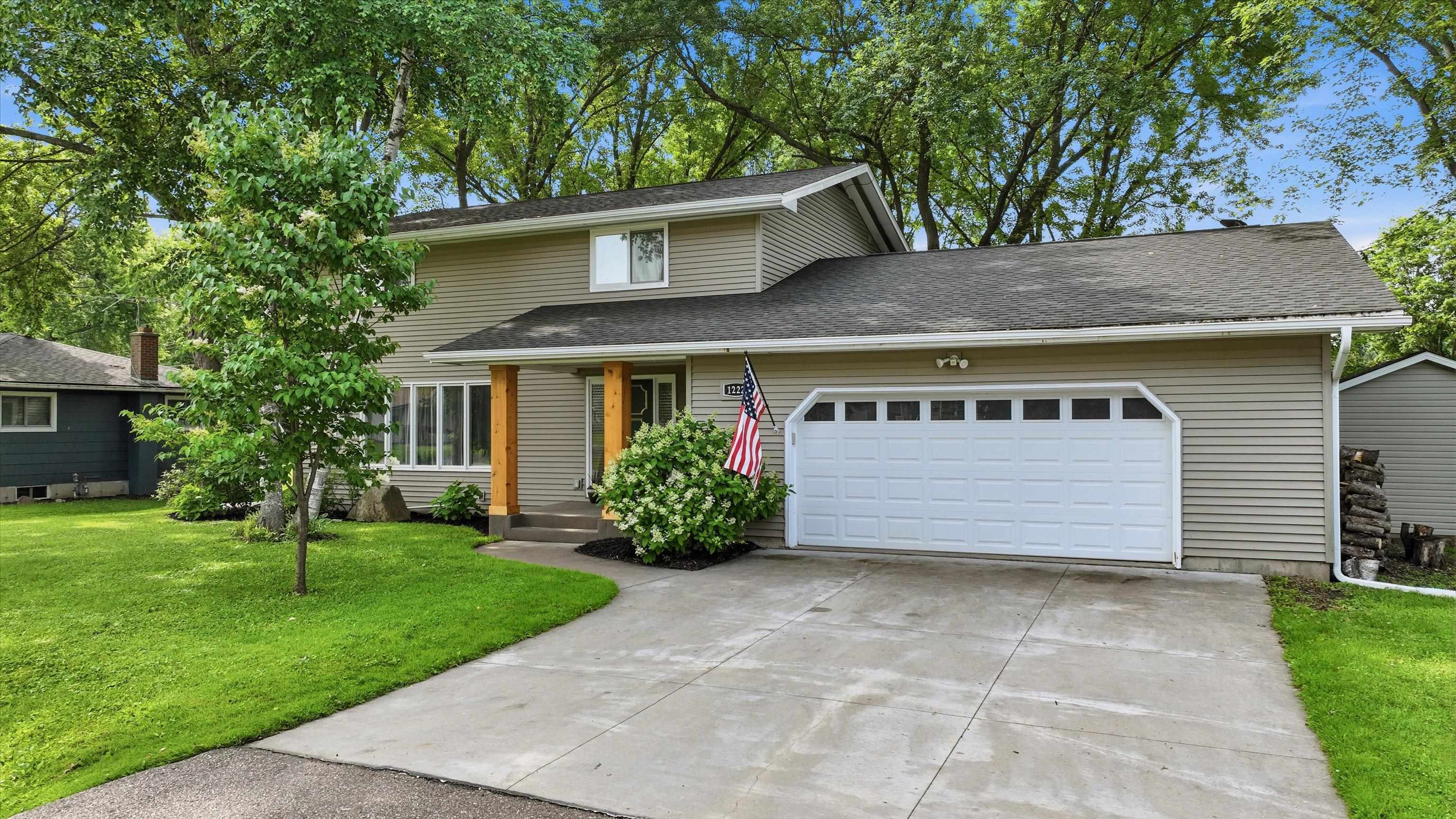 1222 E 18TH STREET, Marshfield, Wisconsin 54449, 4 Bedrooms Bedrooms, ,2 BathroomsBathrooms,Residential,For Sale,1222 E 18TH STREET,22603195