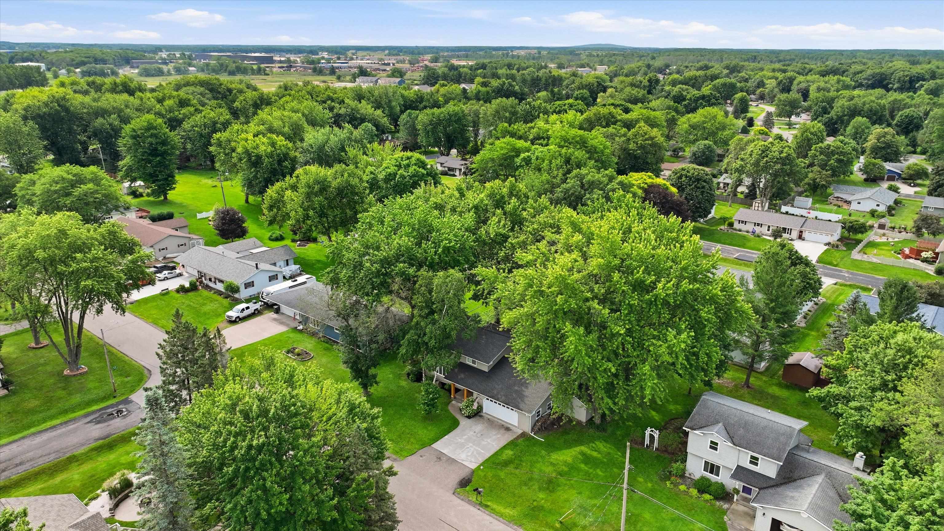 1222 E 18TH STREET, Marshfield, Wisconsin 54449, 4 Bedrooms Bedrooms, ,2 BathroomsBathrooms,Residential,For Sale,1222 E 18TH STREET,22603195