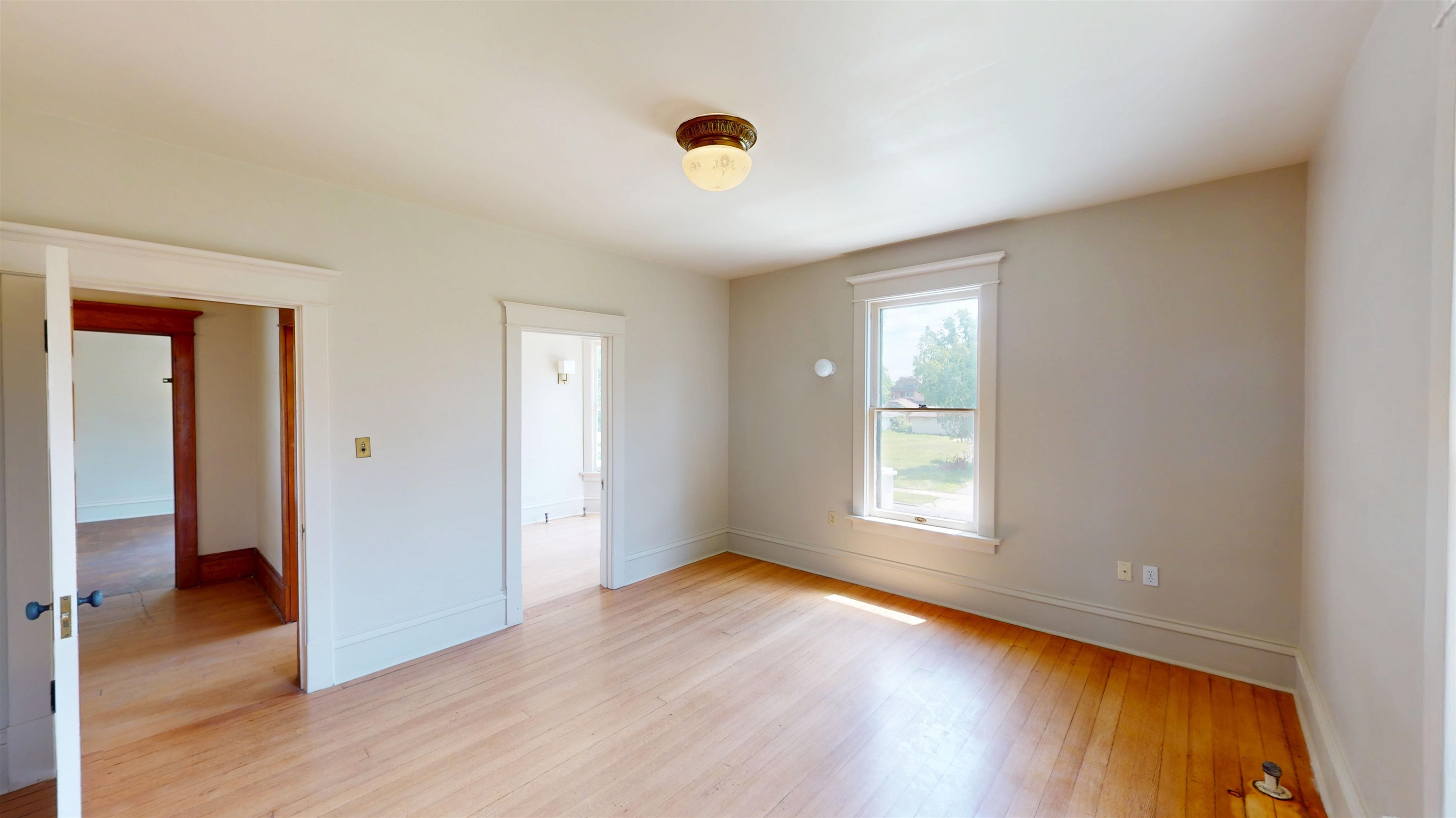 208 S CHERRY AVENUE, Marshfield, Wisconsin 54449, 5 Bedrooms Bedrooms, ,3 BathroomsBathrooms,Residential,For Sale,208 S CHERRY AVENUE,22603196