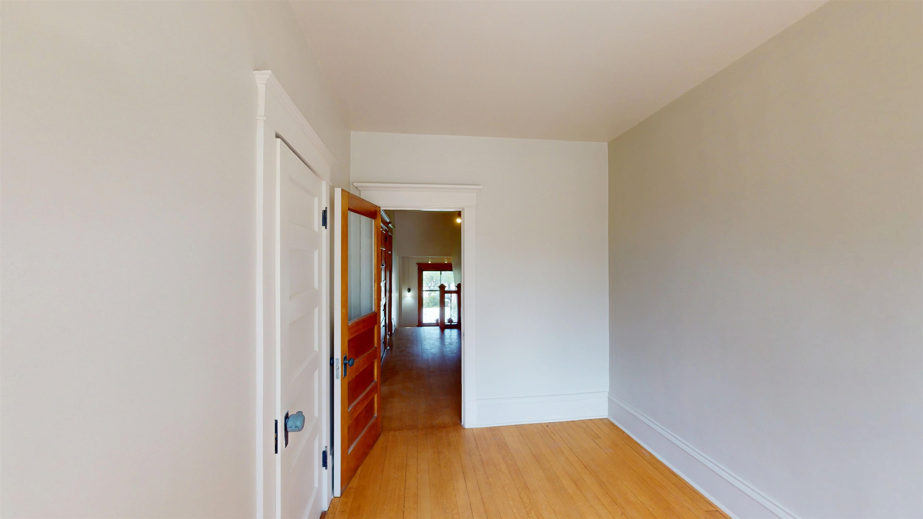 208 S CHERRY AVENUE, Marshfield, Wisconsin 54449, 5 Bedrooms Bedrooms, ,3 BathroomsBathrooms,Residential,For Sale,208 S CHERRY AVENUE,22603196