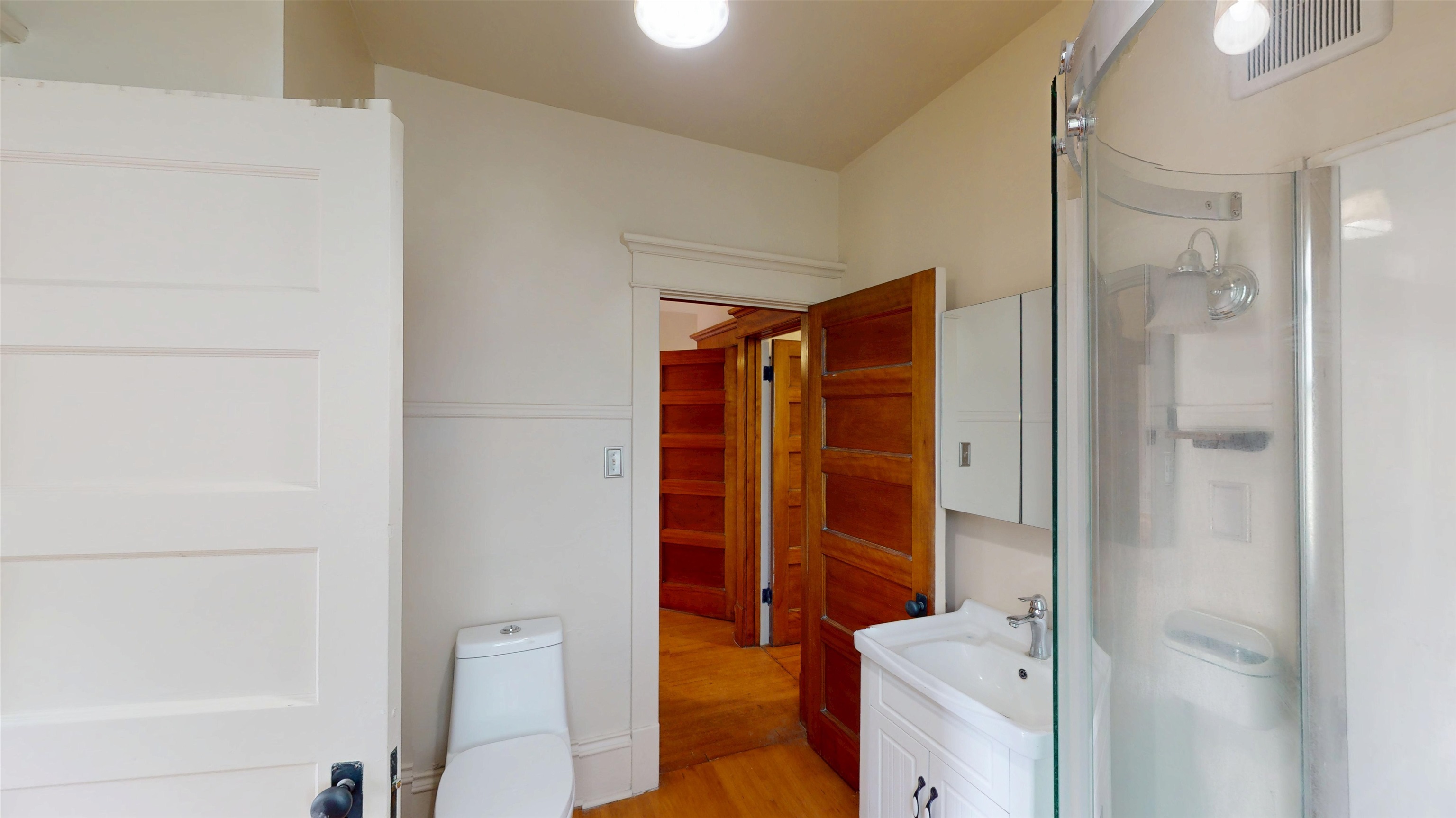 208 S CHERRY AVENUE, Marshfield, Wisconsin 54449, 5 Bedrooms Bedrooms, ,3 BathroomsBathrooms,Residential,For Sale,208 S CHERRY AVENUE,22603196