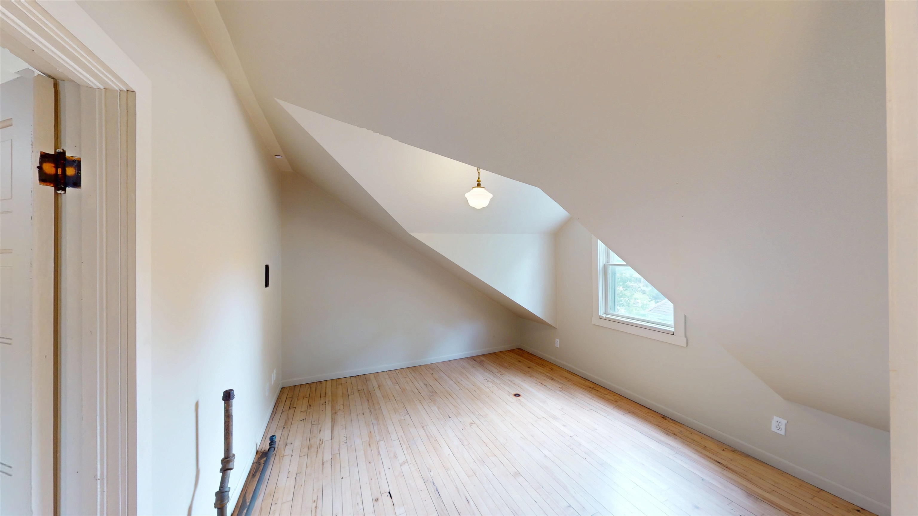 208 S CHERRY AVENUE, Marshfield, Wisconsin 54449, 5 Bedrooms Bedrooms, ,3 BathroomsBathrooms,Residential,For Sale,208 S CHERRY AVENUE,22603196