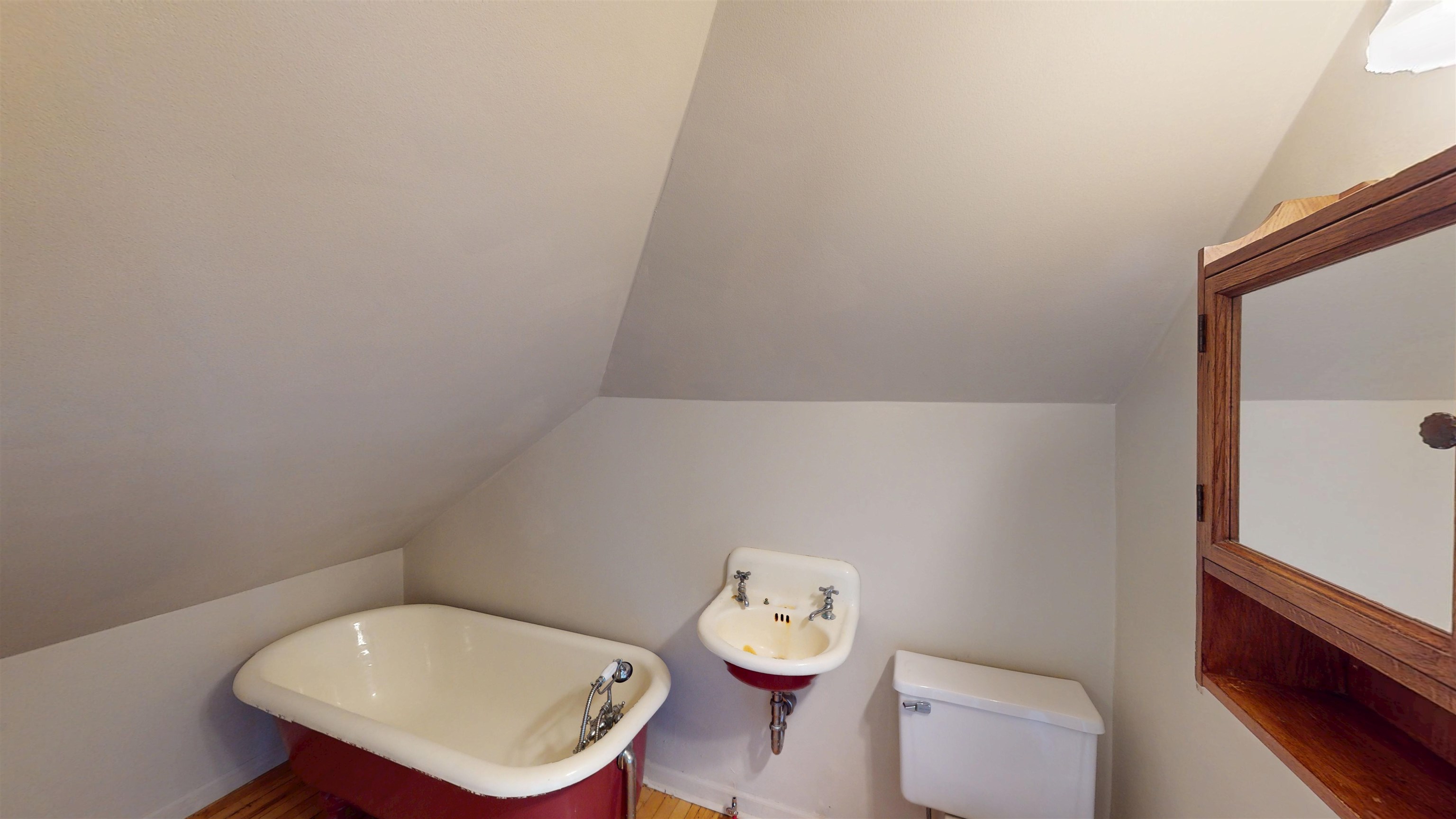 208 S CHERRY AVENUE, Marshfield, Wisconsin 54449, 5 Bedrooms Bedrooms, ,3 BathroomsBathrooms,Residential,For Sale,208 S CHERRY AVENUE,22603196