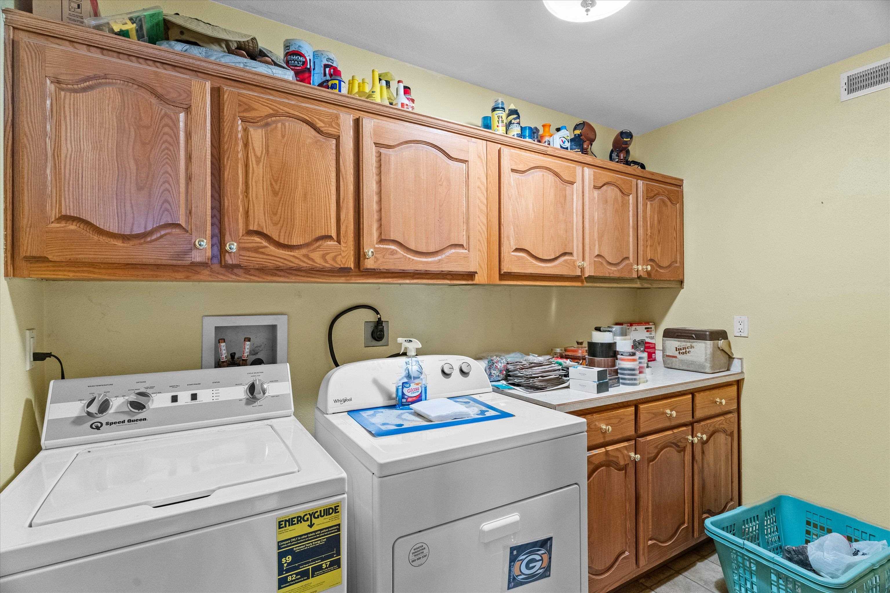 1407 S WASHINGTON AVENUE, Marshfield, Wisconsin 54449, 4 Bedrooms Bedrooms, ,3 BathroomsBathrooms,Residential,For Sale,1407 S WASHINGTON AVENUE,22603206