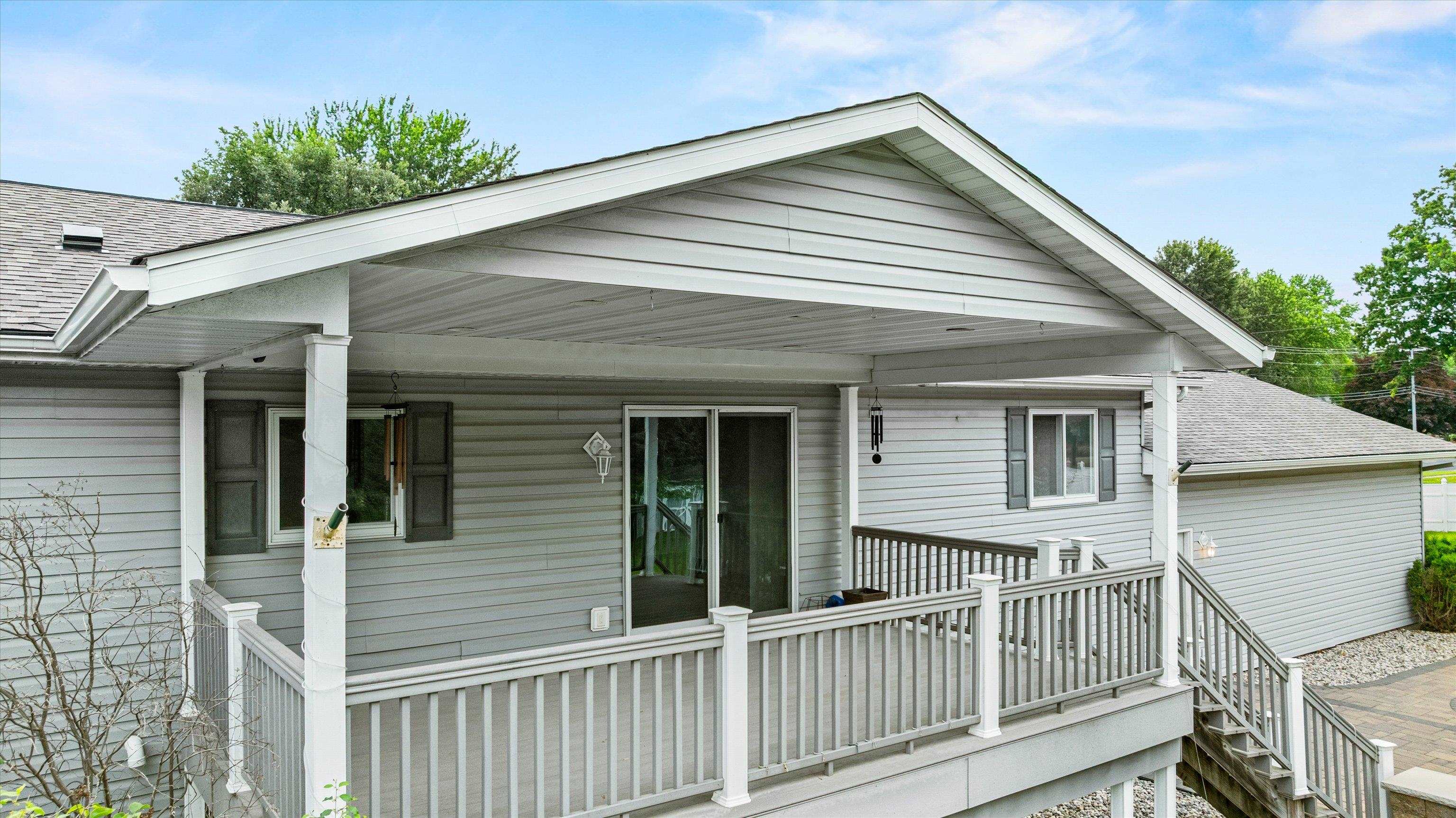 1407 S WASHINGTON AVENUE, Marshfield, Wisconsin 54449, 4 Bedrooms Bedrooms, ,3 BathroomsBathrooms,Residential,For Sale,1407 S WASHINGTON AVENUE,22603206