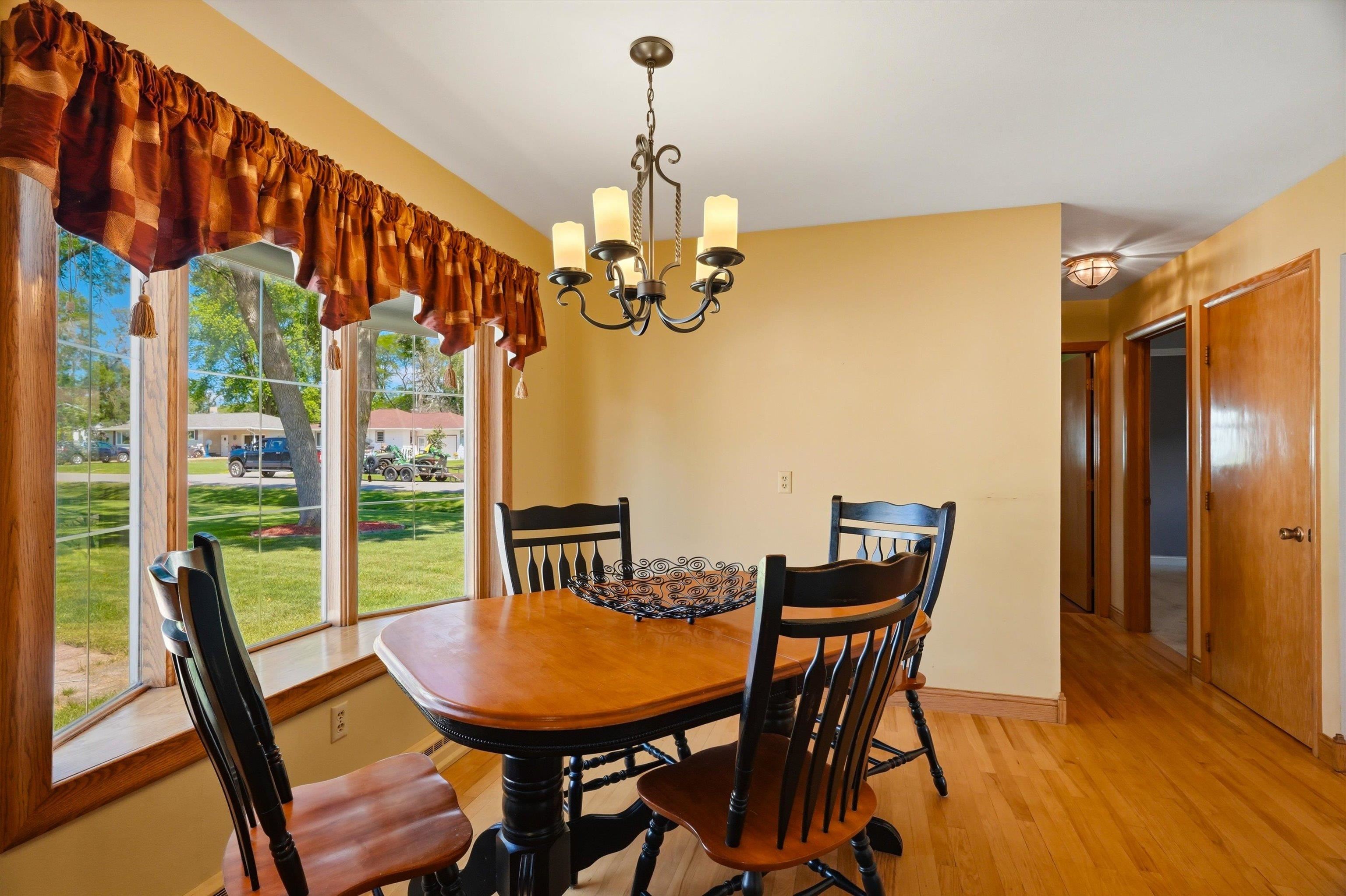 1500 S LOCUST AVENUE, Marshfield, Wisconsin 54449, 4 Bedrooms Bedrooms, ,1 BathroomBathrooms,Residential,For Sale,1500 S LOCUST AVENUE,22603212