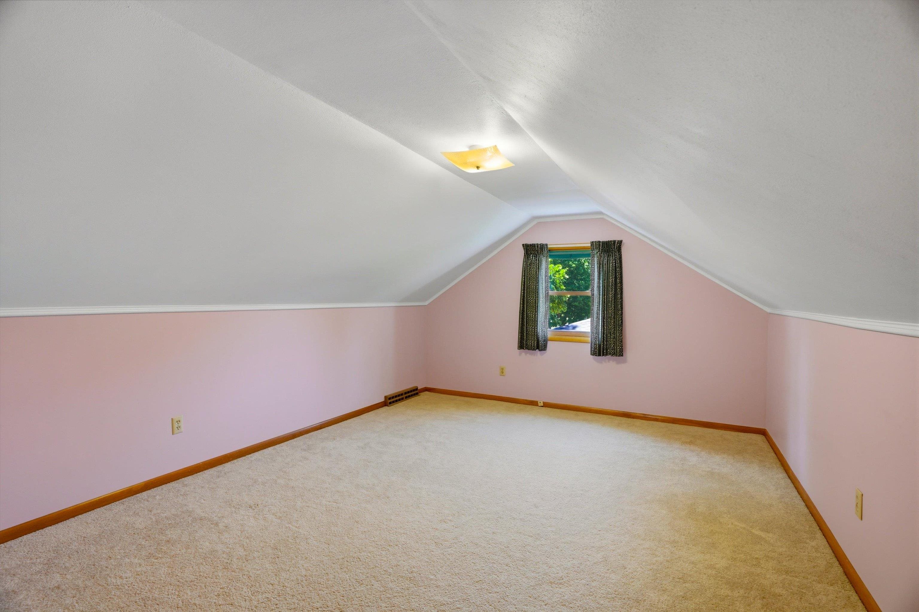 1500 S LOCUST AVENUE, Marshfield, Wisconsin 54449, 4 Bedrooms Bedrooms, ,1 BathroomBathrooms,Residential,For Sale,1500 S LOCUST AVENUE,22603212