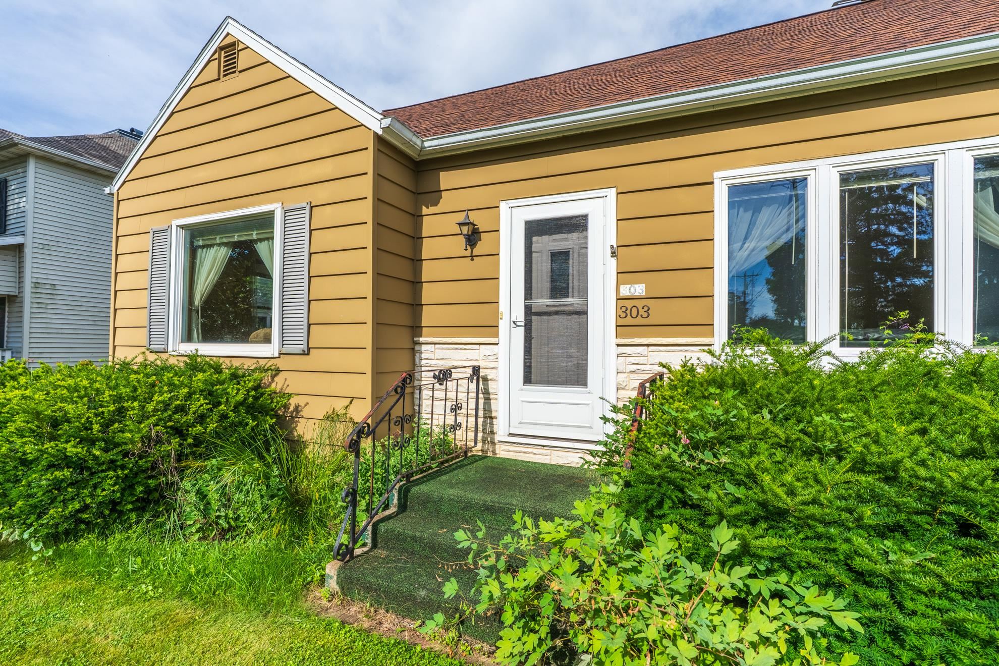 303 N PACIFIC STREET, Spencer, Wisconsin 54479, 3 Bedrooms Bedrooms, ,1 BathroomBathrooms,Residential,For Sale,303 N PACIFIC STREET,22603224