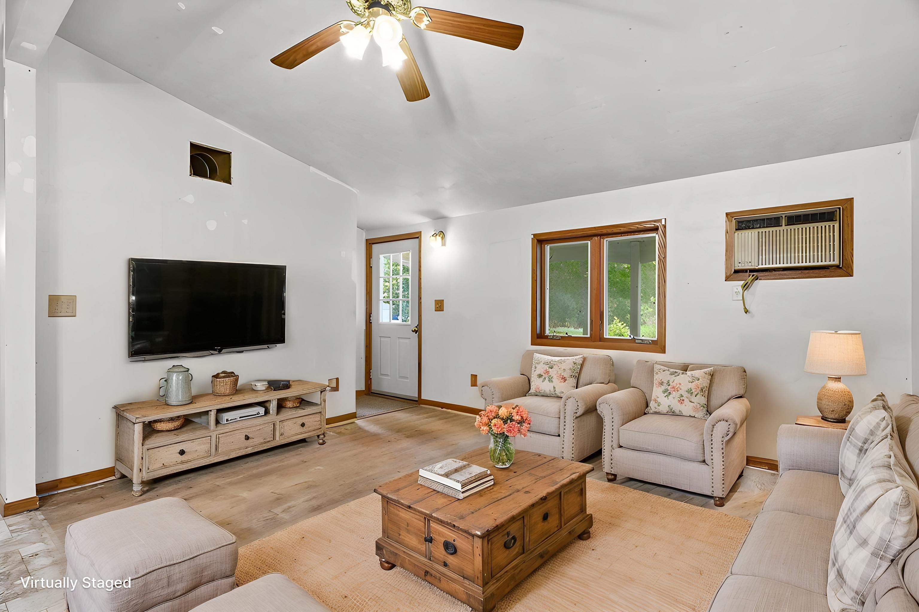 11555 EISENHOWER DRIVE, Chili, Wisconsin 54420, 3 Bedrooms Bedrooms, ,1 BathroomBathrooms,Residential,For Sale,11555 EISENHOWER DRIVE,22603231