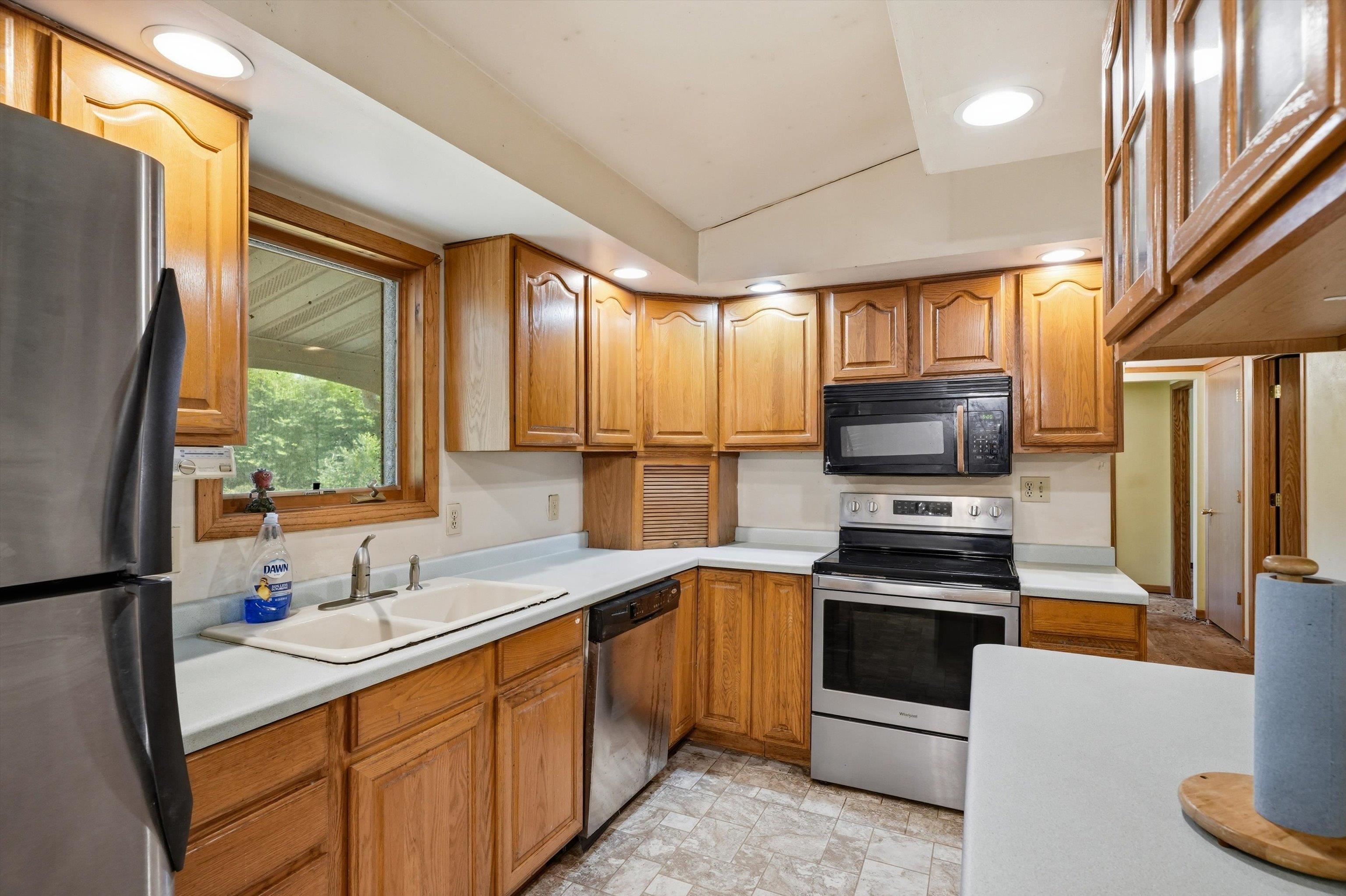 11555 EISENHOWER DRIVE, Chili, Wisconsin 54420, 3 Bedrooms Bedrooms, ,1 BathroomBathrooms,Residential,For Sale,11555 EISENHOWER DRIVE,22603231