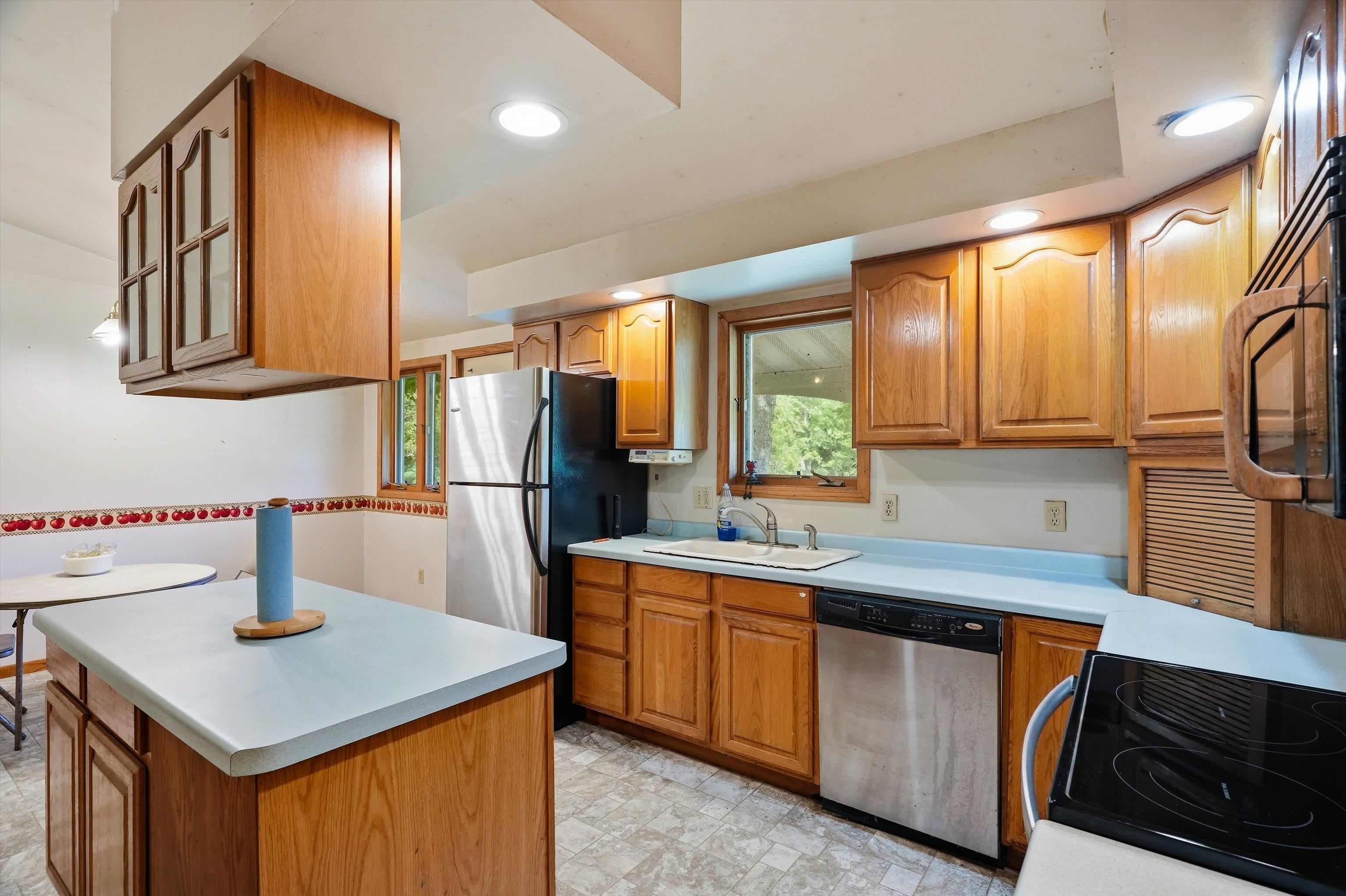11555 EISENHOWER DRIVE, Chili, Wisconsin 54420, 3 Bedrooms Bedrooms, ,1 BathroomBathrooms,Residential,For Sale,11555 EISENHOWER DRIVE,22603231