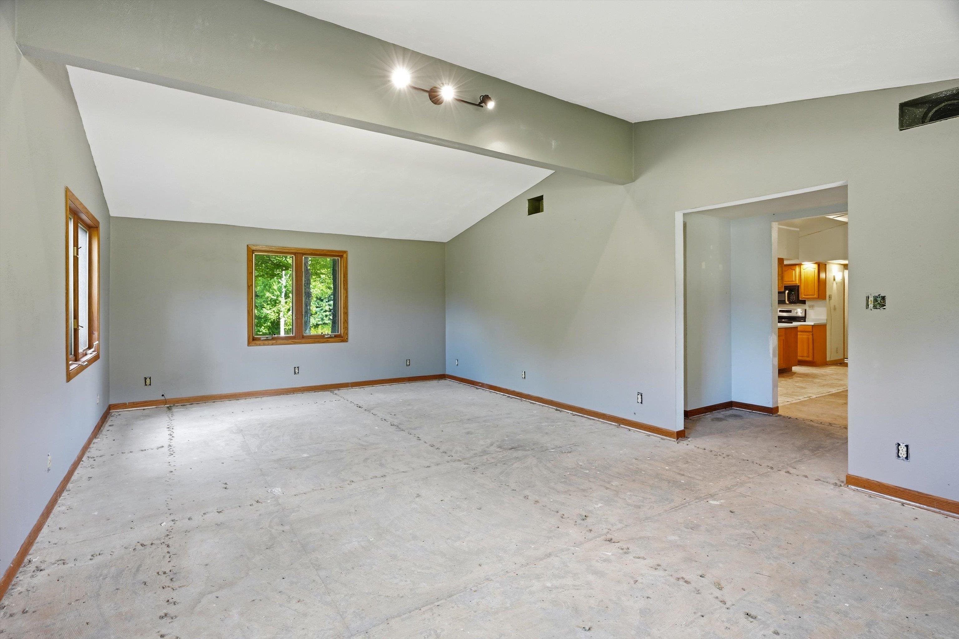 11555 EISENHOWER DRIVE, Chili, Wisconsin 54420, 3 Bedrooms Bedrooms, ,1 BathroomBathrooms,Residential,For Sale,11555 EISENHOWER DRIVE,22603231