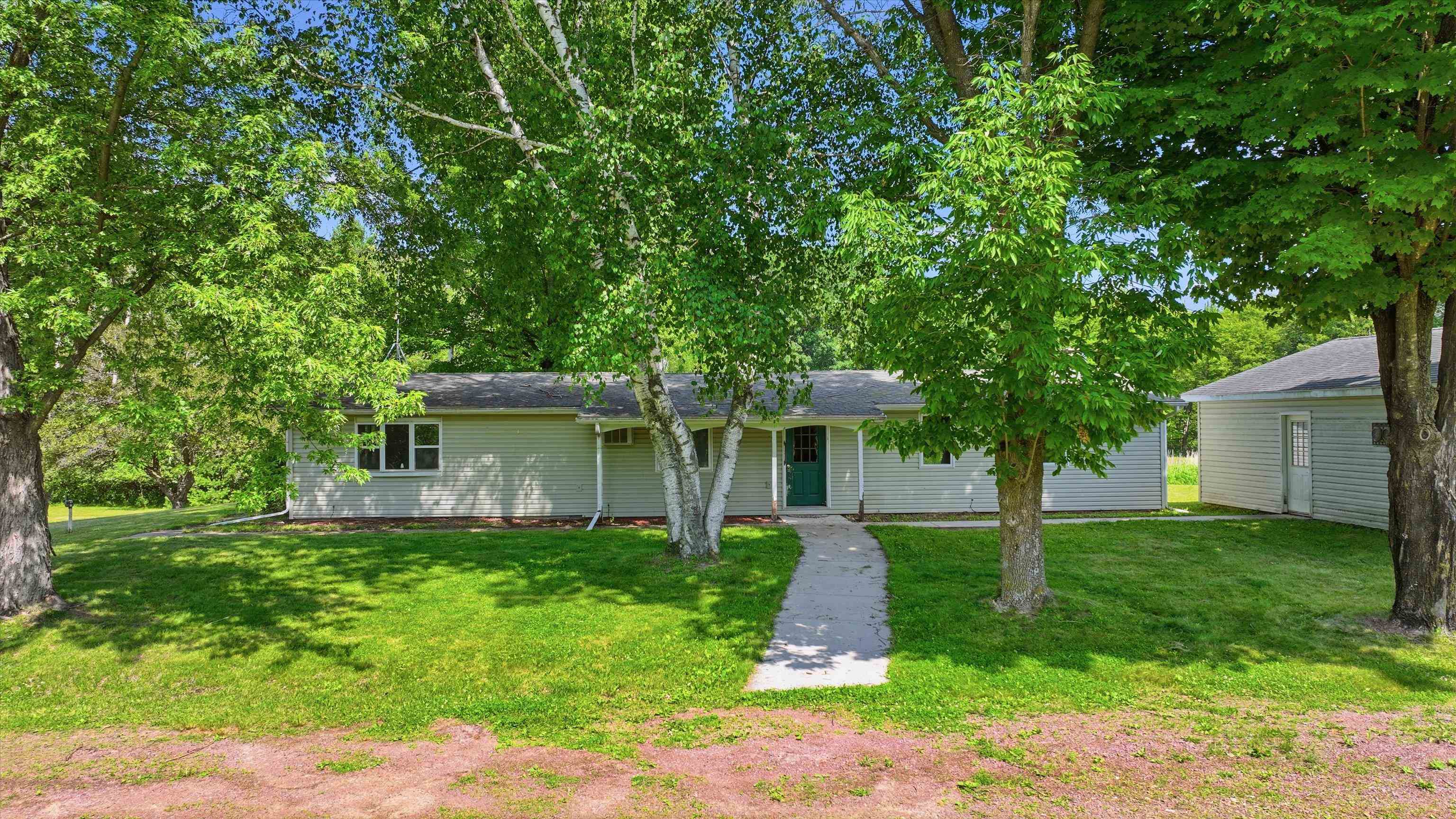 11555 EISENHOWER DRIVE, Chili, Wisconsin 54420, 3 Bedrooms Bedrooms, ,1 BathroomBathrooms,Residential,For Sale,11555 EISENHOWER DRIVE,22603231