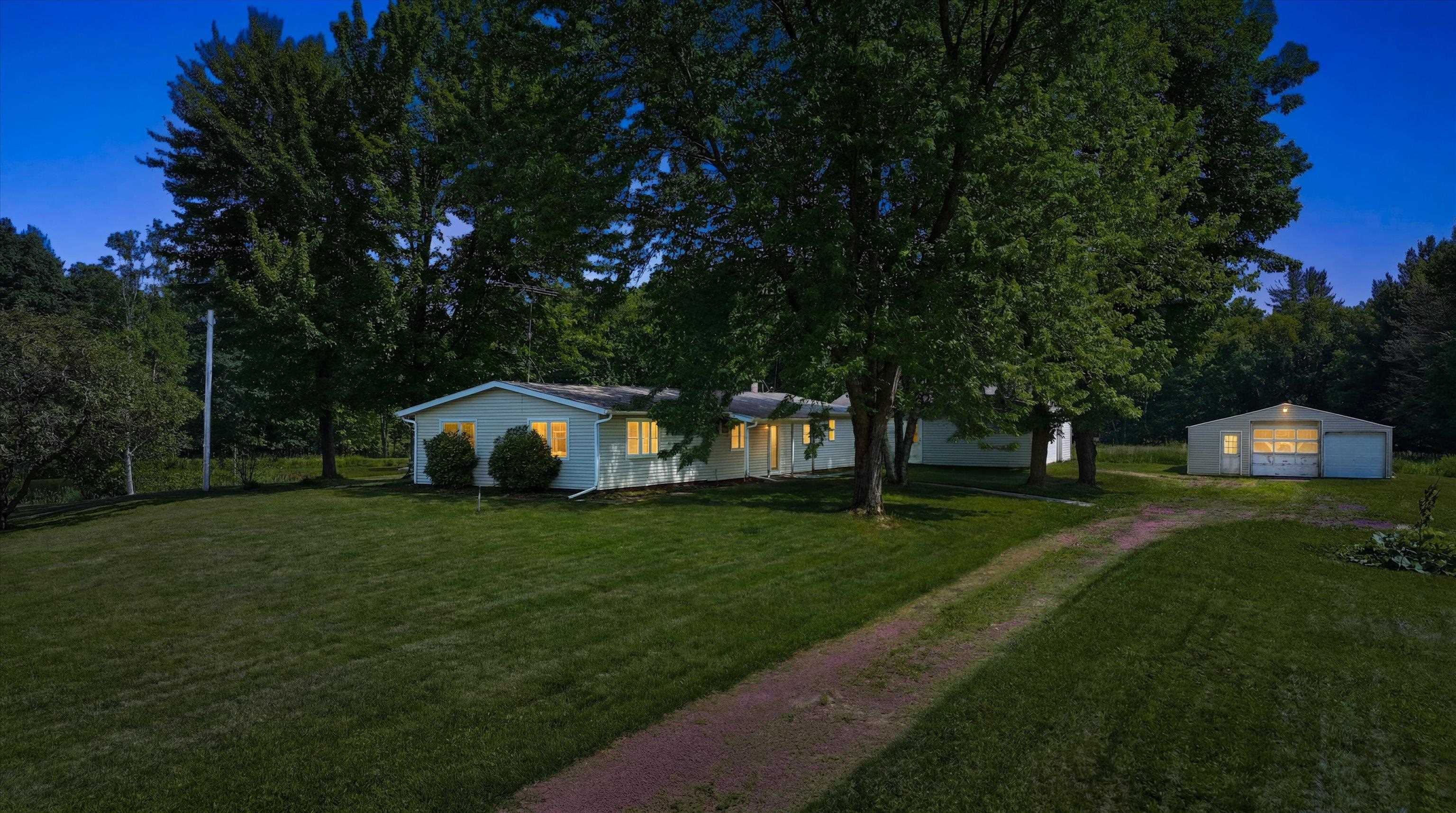 11555 EISENHOWER DRIVE, Chili, Wisconsin 54420, 3 Bedrooms Bedrooms, ,1 BathroomBathrooms,Residential,For Sale,11555 EISENHOWER DRIVE,22603231