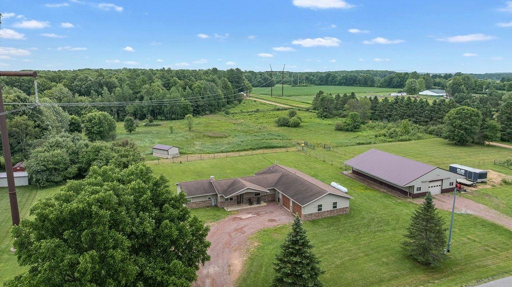 9588 S WASHINGTON AVENUE, Marshfield, Wisconsin 54449, 4 Bedrooms Bedrooms, ,2 BathroomsBathrooms,Residential,For Sale,9588 S WASHINGTON AVENUE,22603235
