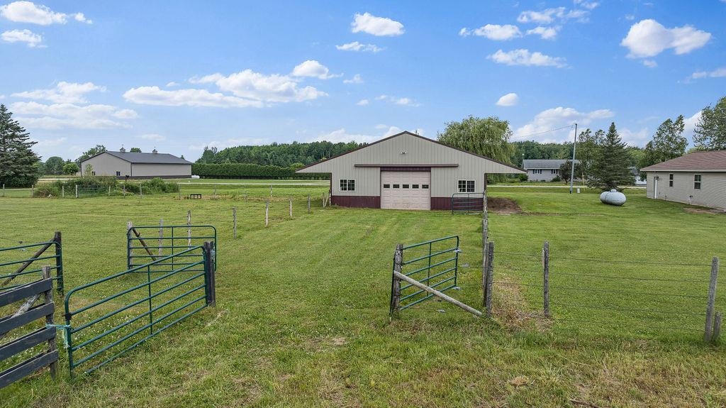 9588 S WASHINGTON AVENUE, Marshfield, Wisconsin 54449, 4 Bedrooms Bedrooms, ,2 BathroomsBathrooms,Residential,For Sale,9588 S WASHINGTON AVENUE,22603235