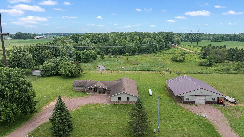 9588 S WASHINGTON AVENUE, Marshfield, Wisconsin 54449, 4 Bedrooms Bedrooms, ,2 BathroomsBathrooms,Residential,For Sale,9588 S WASHINGTON AVENUE,22603235